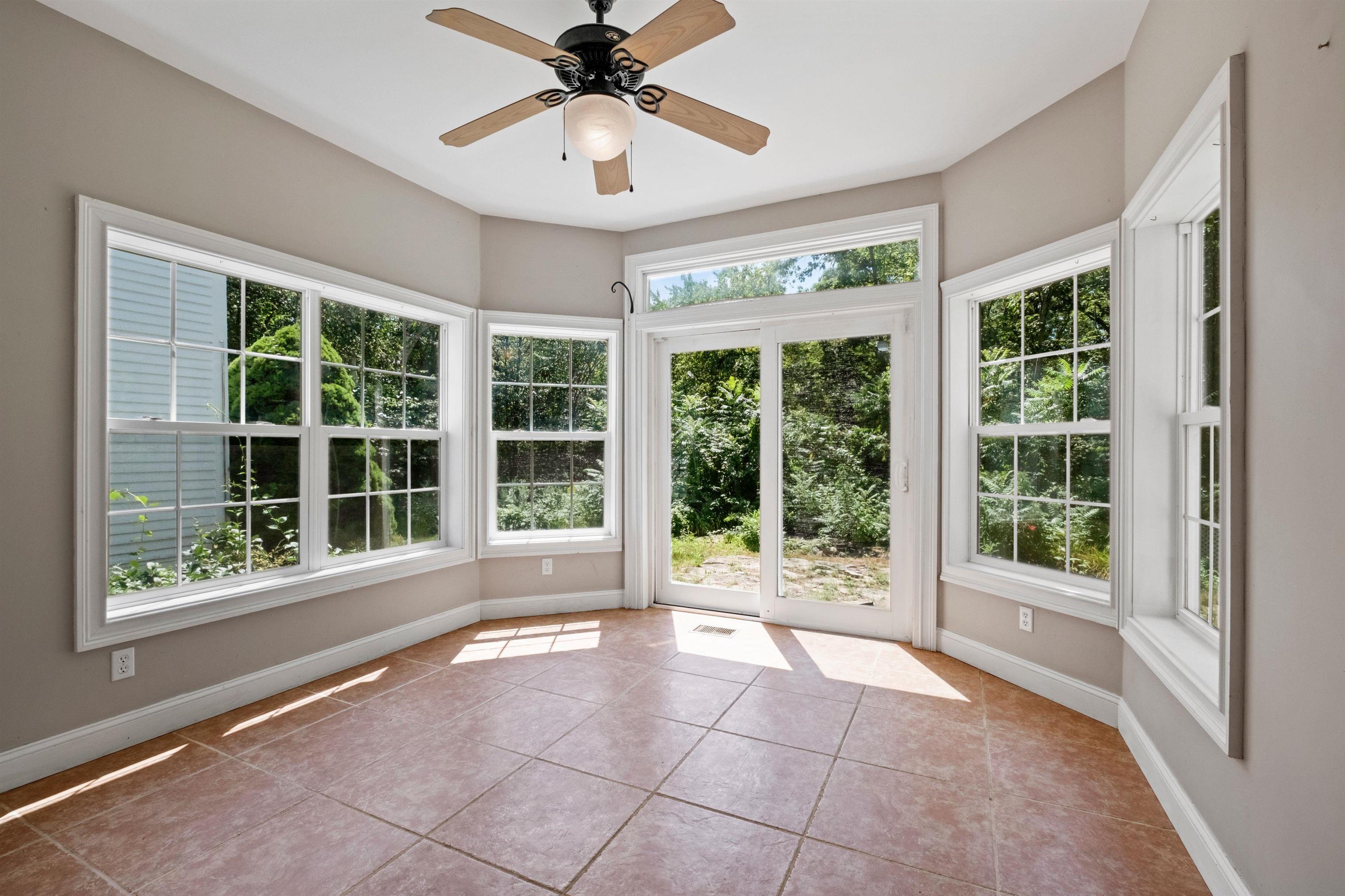 Warner, New Hampshire, 03278, United States, 3 Bedrooms Bedrooms, ,3 BathroomsBathrooms,Residential,For Sale,1912290