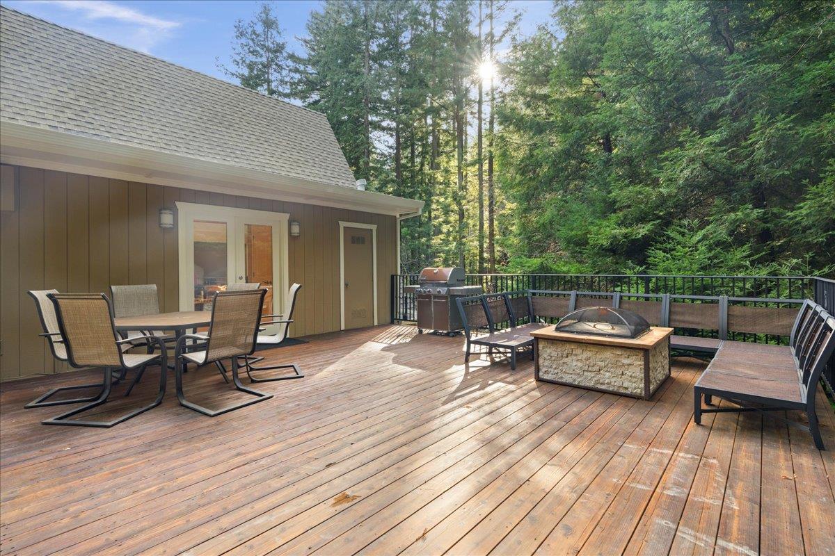 Los Gatos, California, 95033, United States, 3 Bedrooms Bedrooms, ,2 BathroomsBathrooms,Residential,For Sale,1839951