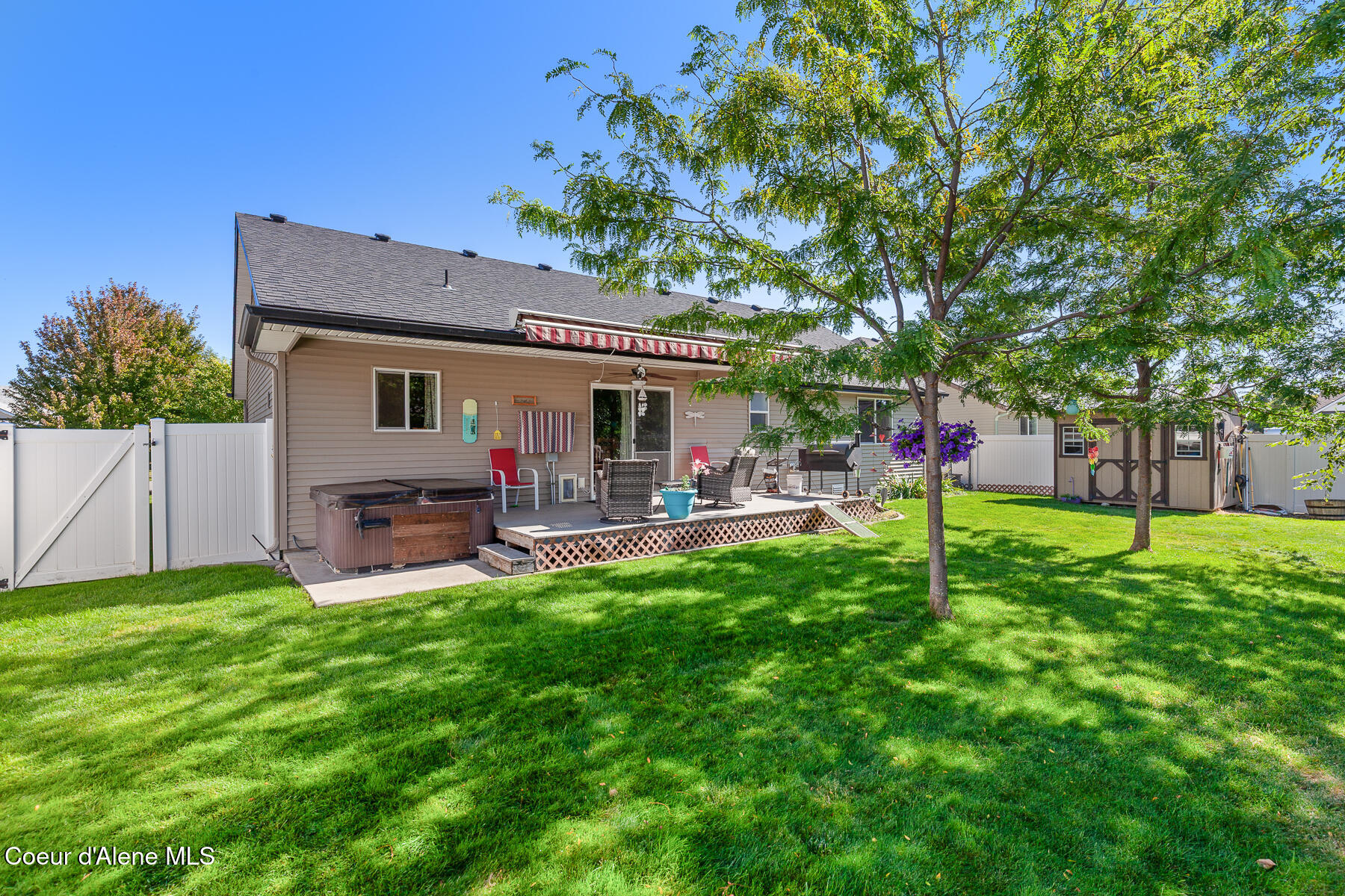 Hayden, Idaho, 83835, United States, 3 Bedrooms Bedrooms, ,2 BathroomsBathrooms,Residential,For Sale,1976202