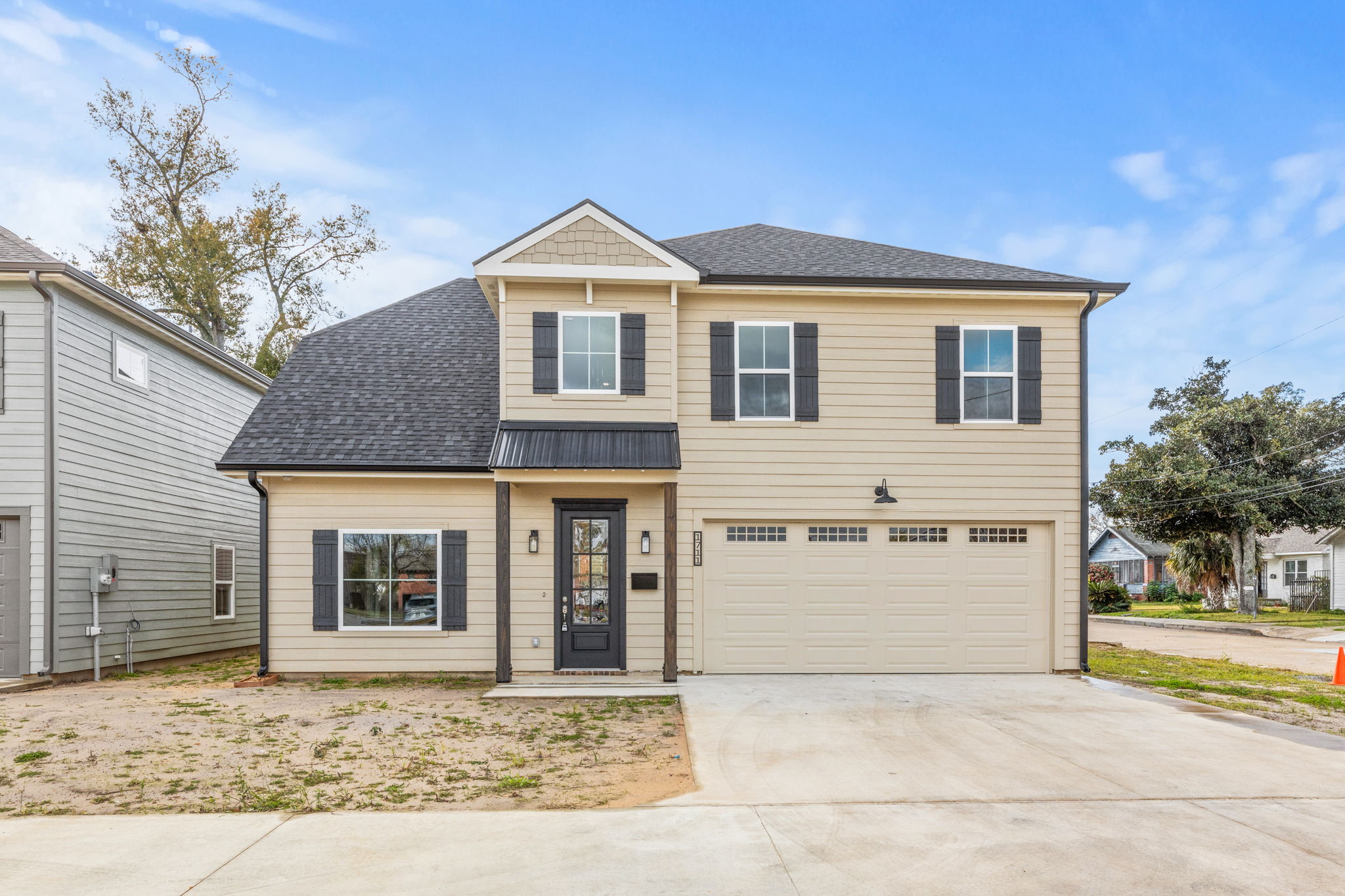 Lake Charles, Louisiana, 70601, United States, 16 Bedrooms Bedrooms, ,12 BathroomsBathrooms,Residential,For Sale,1983862