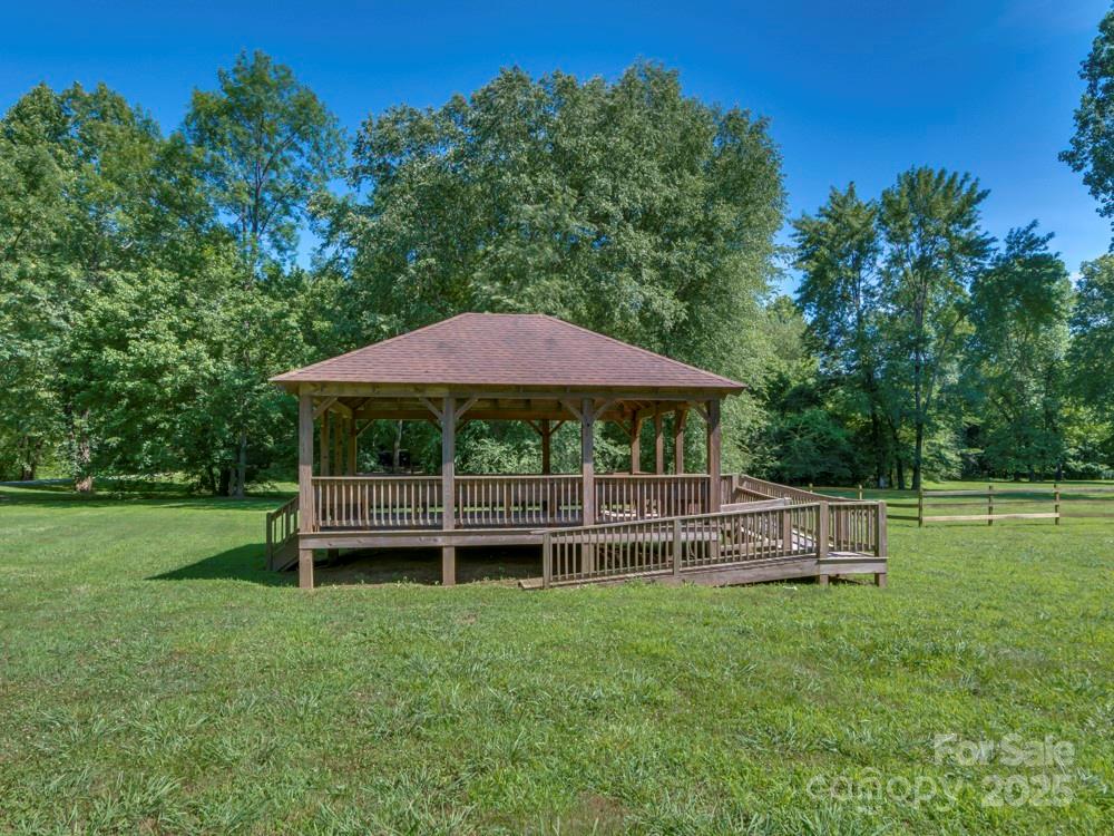 Tryon, North Carolina, 28782, United States, 4 Bedrooms Bedrooms, ,3 BathroomsBathrooms,Residential,For Sale,1890231