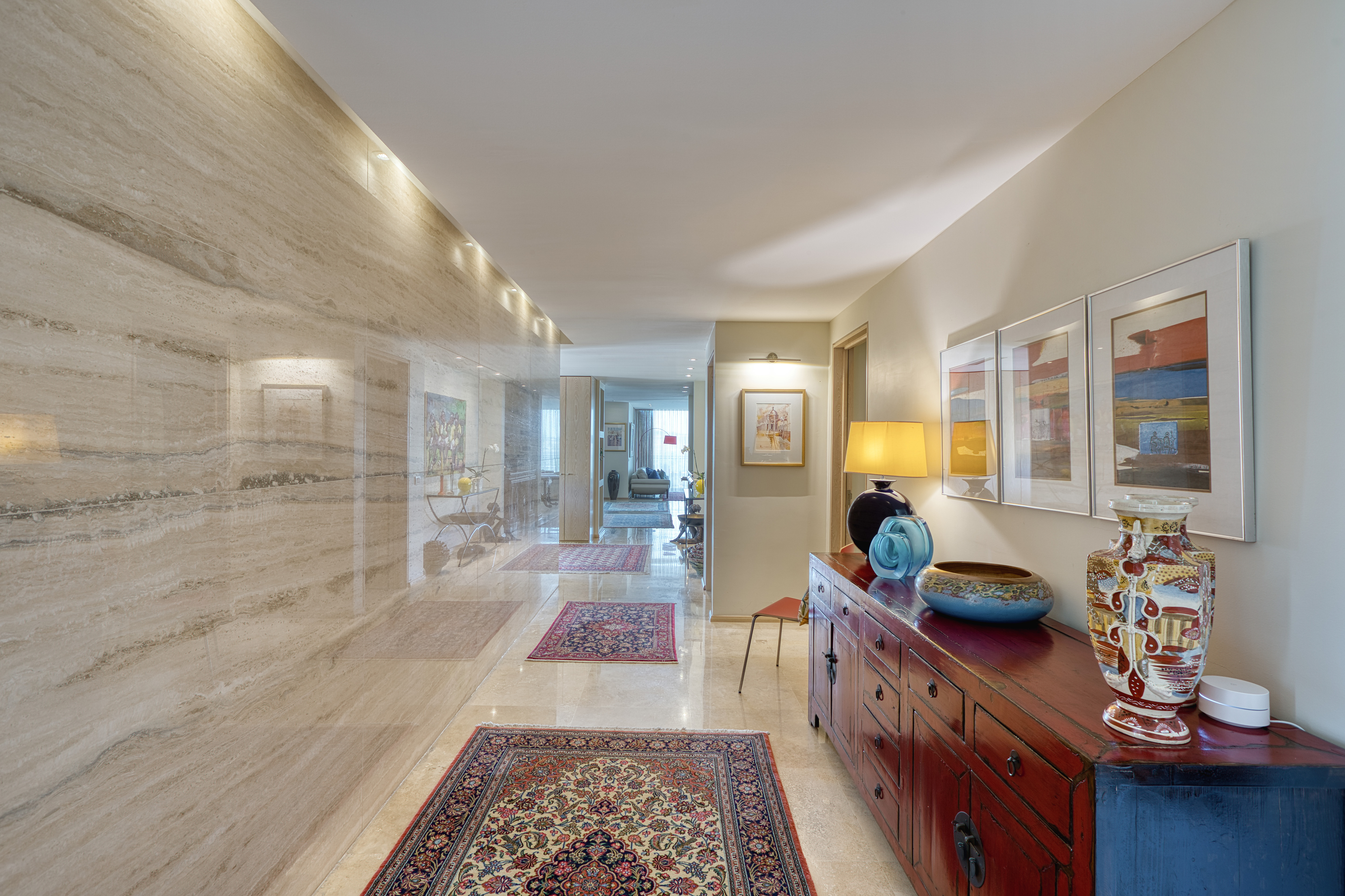  One of a Kind Waterfront Apartment with Exceptional Views - 物件實景