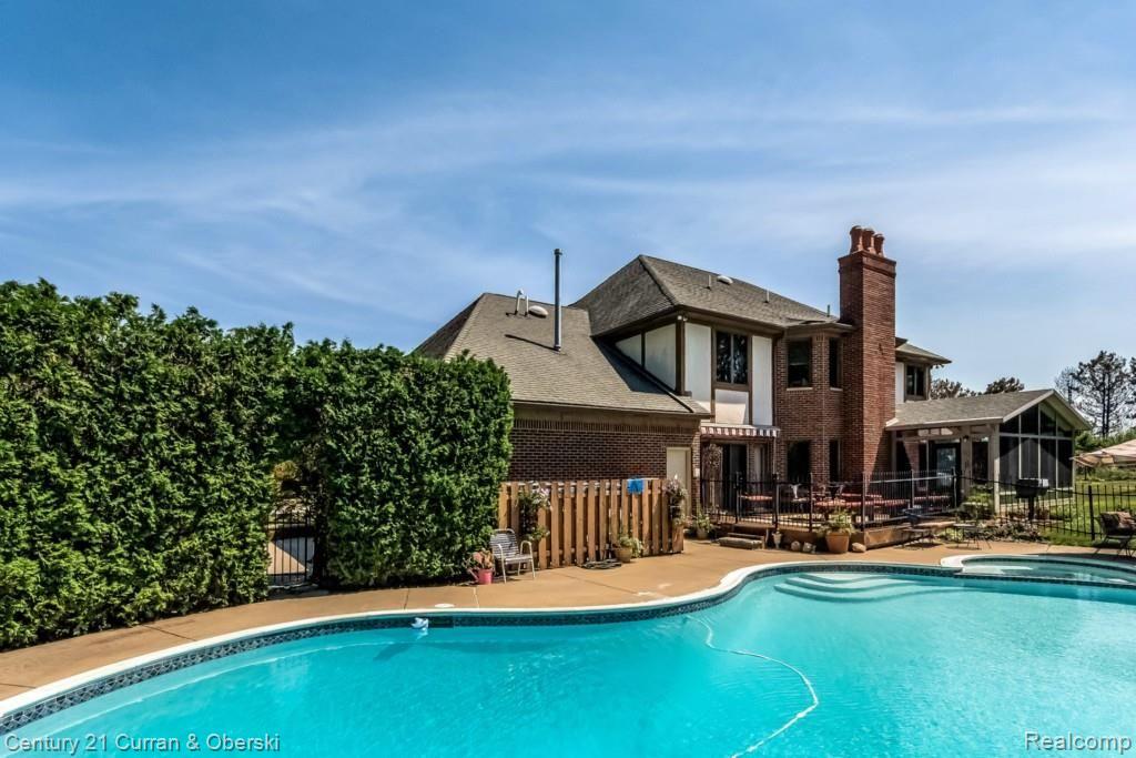 Farmington Hills, Michigan, 48331, United States, 6 Bedrooms Bedrooms, ,7 BathroomsBathrooms,Residential,For Sale,1981472