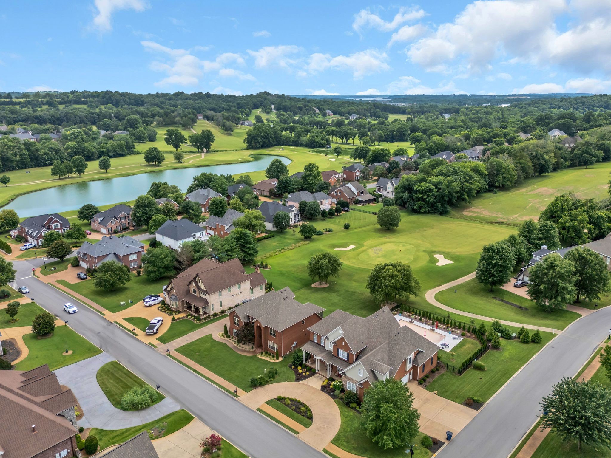 Goodlettsville, Tennessee, 37072, United States, 4 Bedrooms Bedrooms, ,4 BathroomsBathrooms,Residential,For Sale,2001545