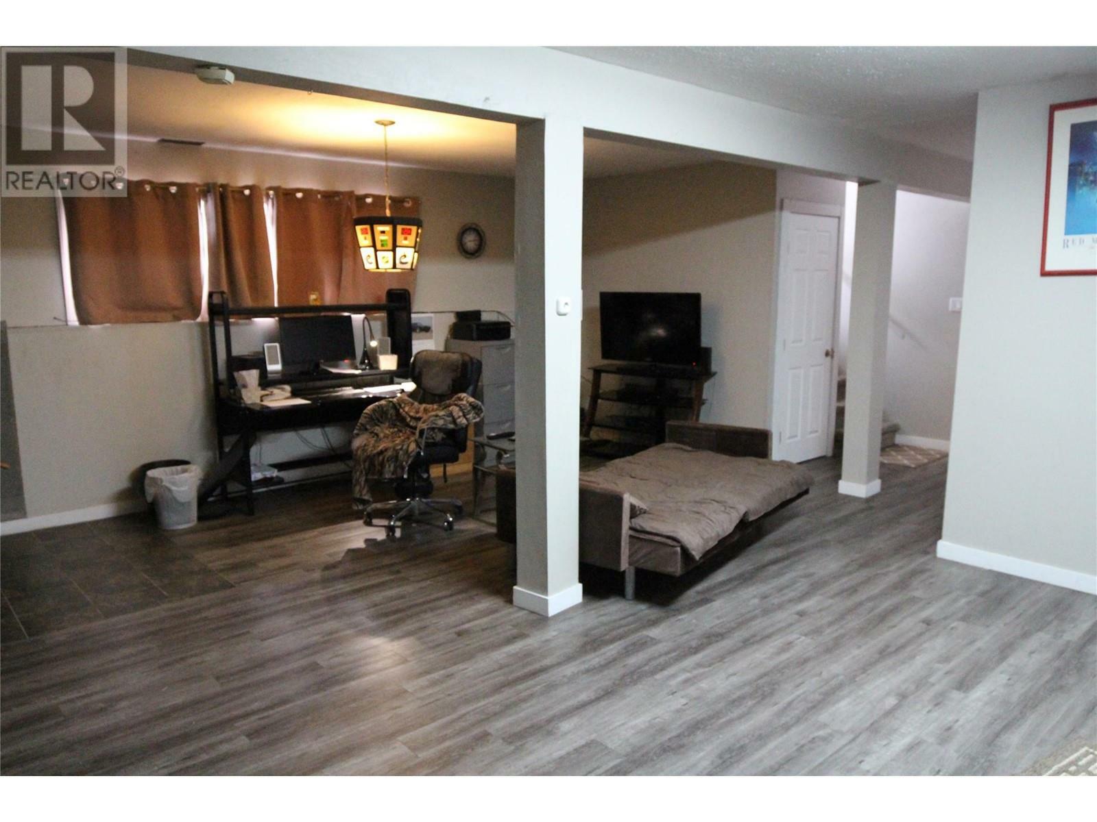 CLEARWATER, British Columbia, V0E 1N1, CA, 3 Bedrooms Bedrooms, ,2 BathroomsBathrooms,Residential,For Sale,1837585