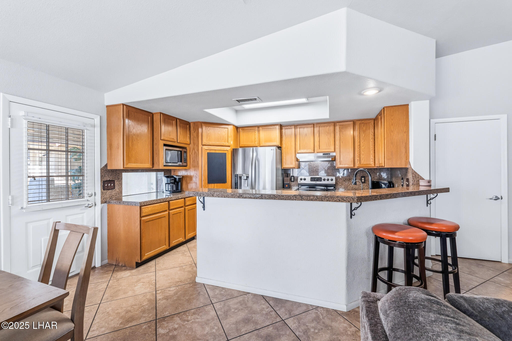 Lake Havasu City, Arizona, 86404, United States, 4 Bedrooms Bedrooms, ,2 BathroomsBathrooms,Residential,For Sale,2002177