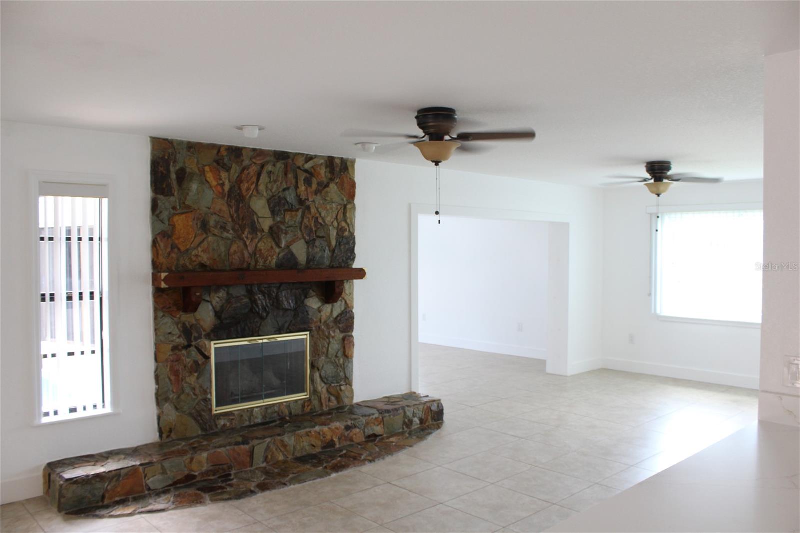 Largo, Florida, 33773, United States, 3 Bedrooms Bedrooms, ,2 BathroomsBathrooms,Residential,For Sale,1870302