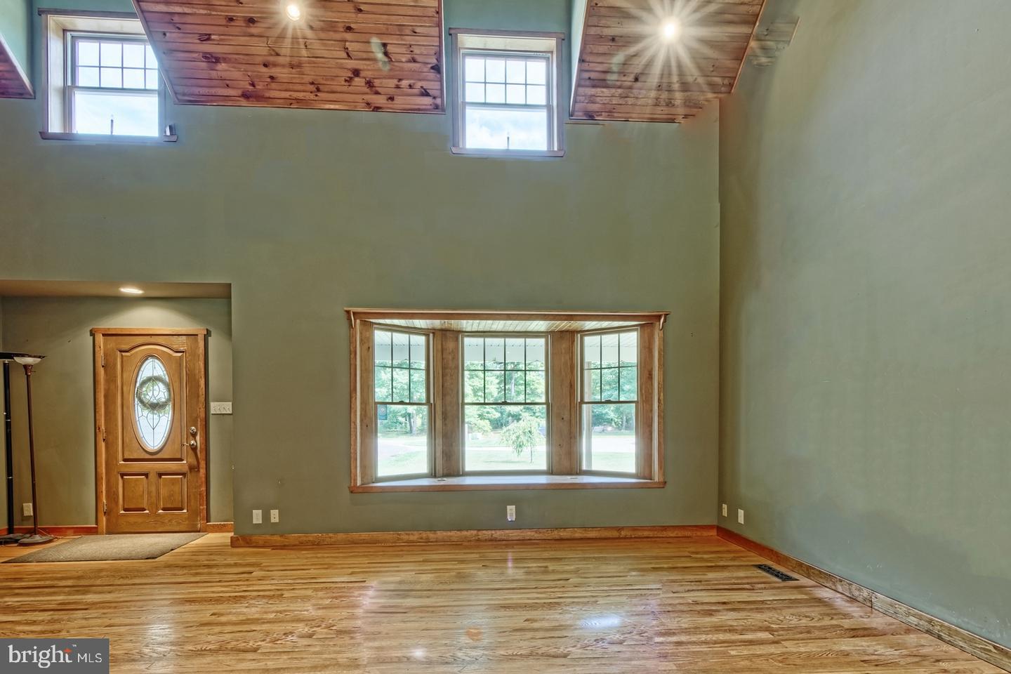 Vineland, New Jersey, 08361, United States, 3 Bedrooms Bedrooms, ,3 BathroomsBathrooms,Residential,For Sale,1827836