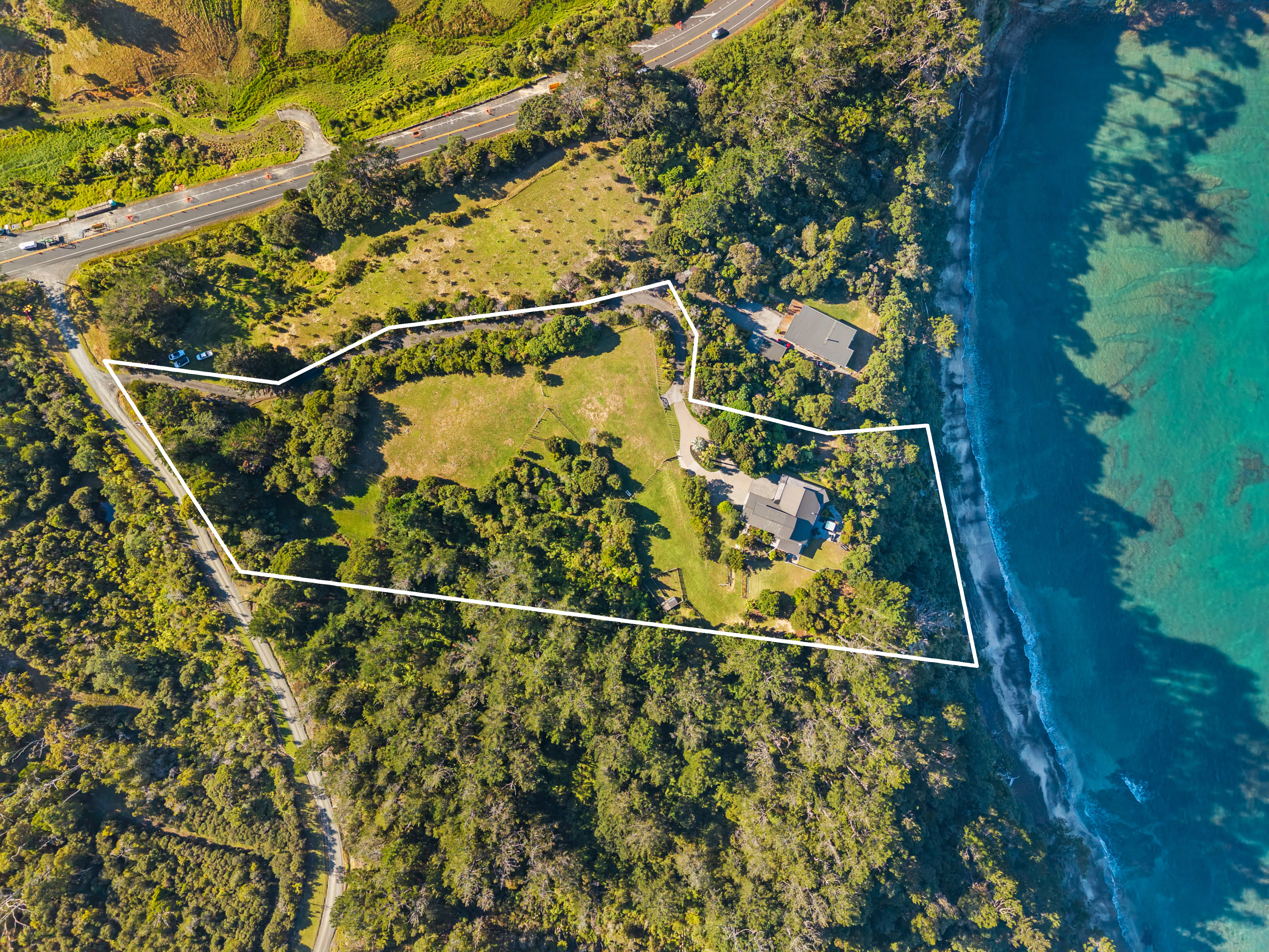  700 Hibiscus Coast Highway, Hatfields Beach, Rodney, Auckland - 物件實景