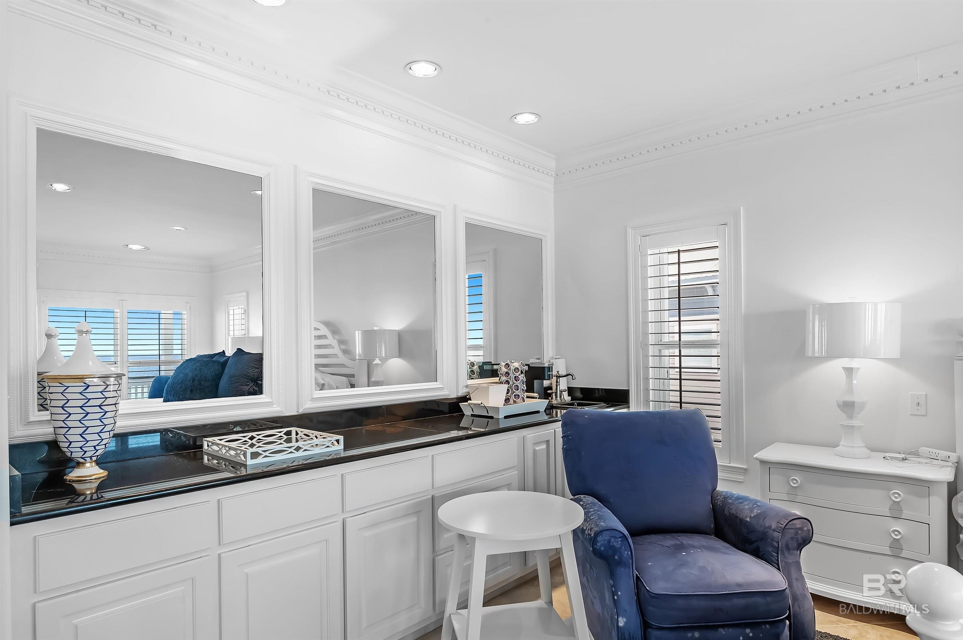 Pensacola, Florida, 32507, United States, 8 Bedrooms Bedrooms, ,9 BathroomsBathrooms,Residential,For Sale,1983870