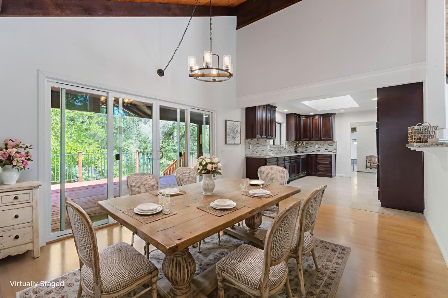 Grass Valley, California, 95949, United States, 3 Bedrooms Bedrooms, ,3 BathroomsBathrooms,Residential,For Sale,1983094