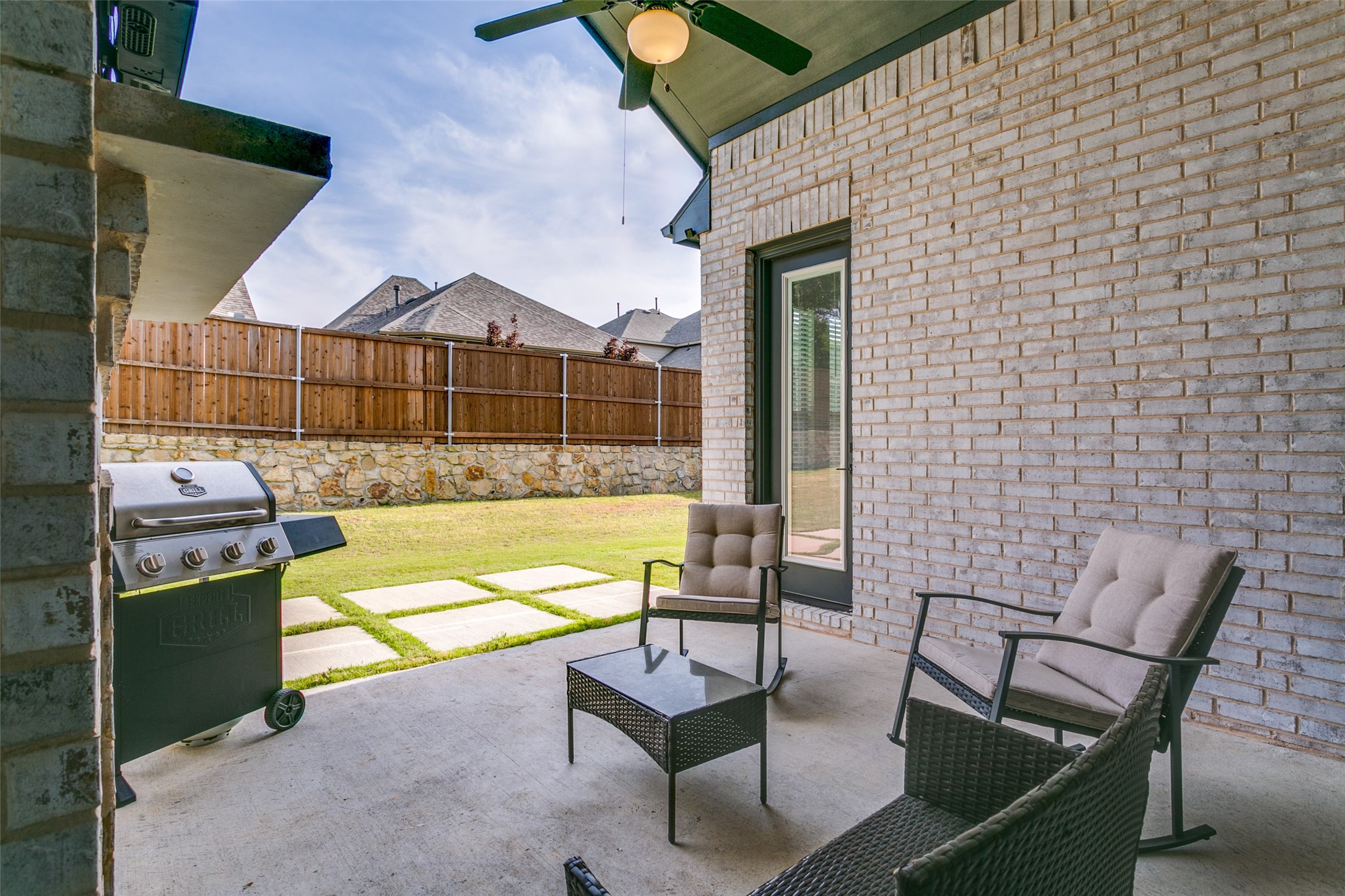 Oak Point, Texas, 75068, United States, 4 Bedrooms Bedrooms, ,4 BathroomsBathrooms,Residential,For Sale,1794276