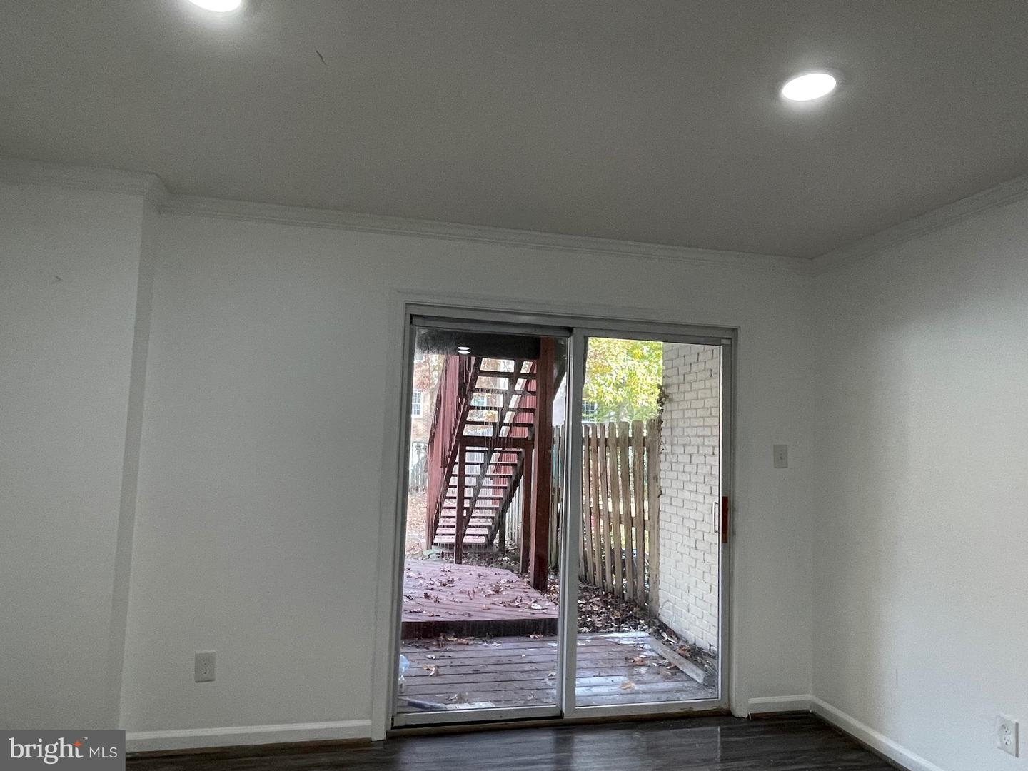 Centreville, Virginia, 20120, United States, 3 Bedrooms Bedrooms, ,2 BathroomsBathrooms,Residential,For Sale,1988924