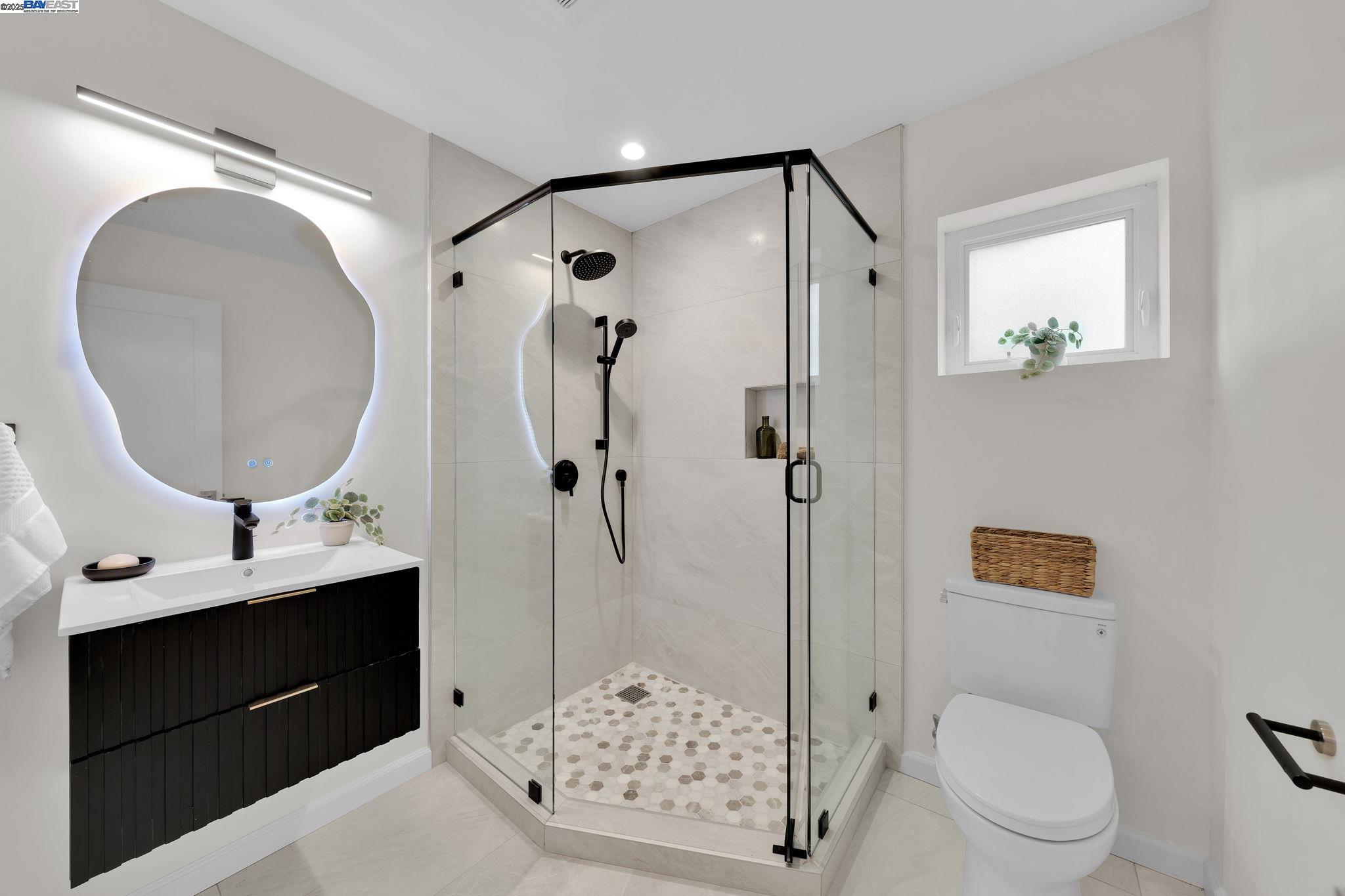 Kentfield, California, 94904, United States, 4 Bedrooms Bedrooms, ,3 BathroomsBathrooms,Residential,For Sale,1837113