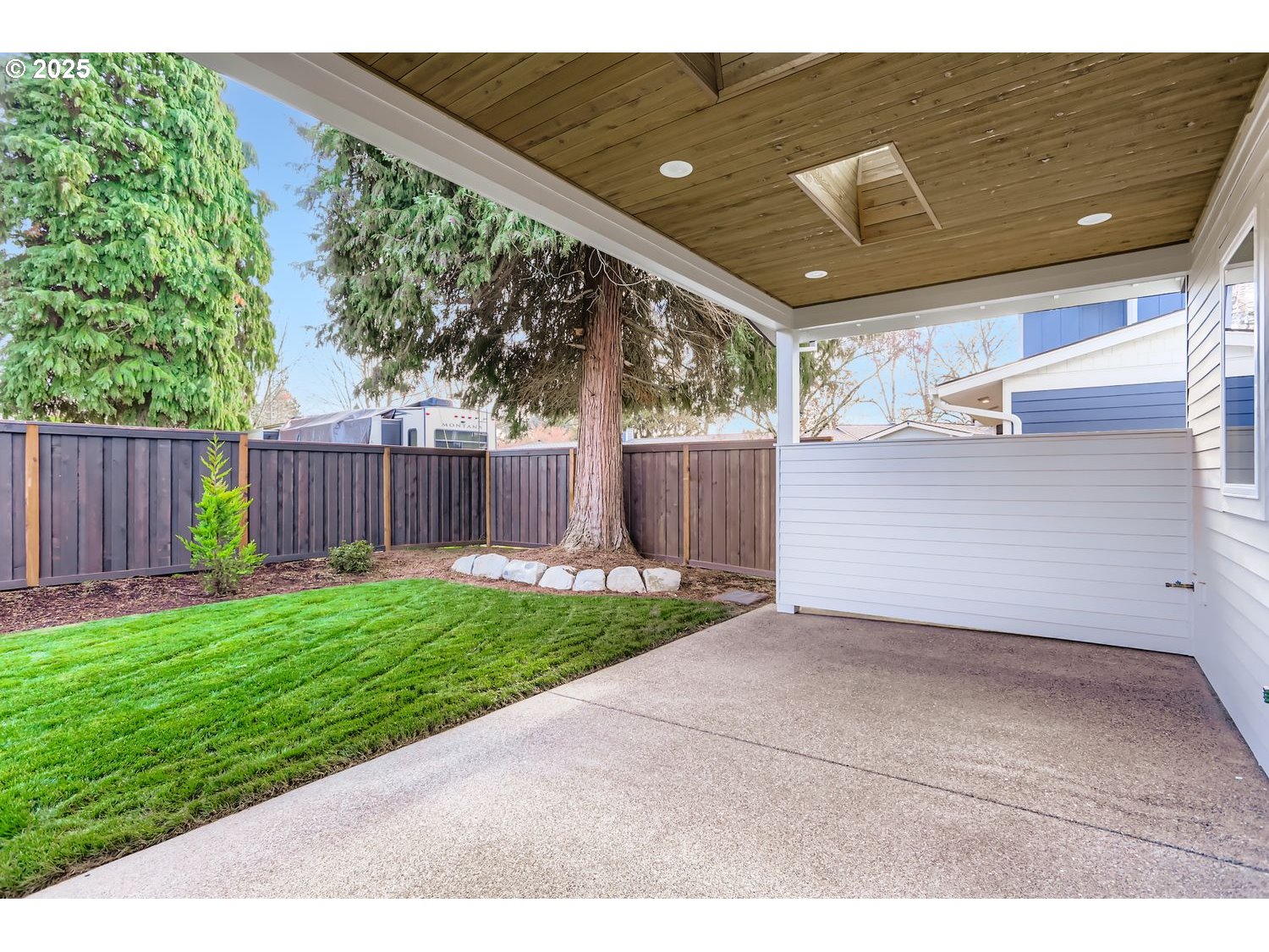 Portland, Oregon, 97229, United States, 4 Bedrooms Bedrooms, ,3 BathroomsBathrooms,Residential,For Sale,2000132