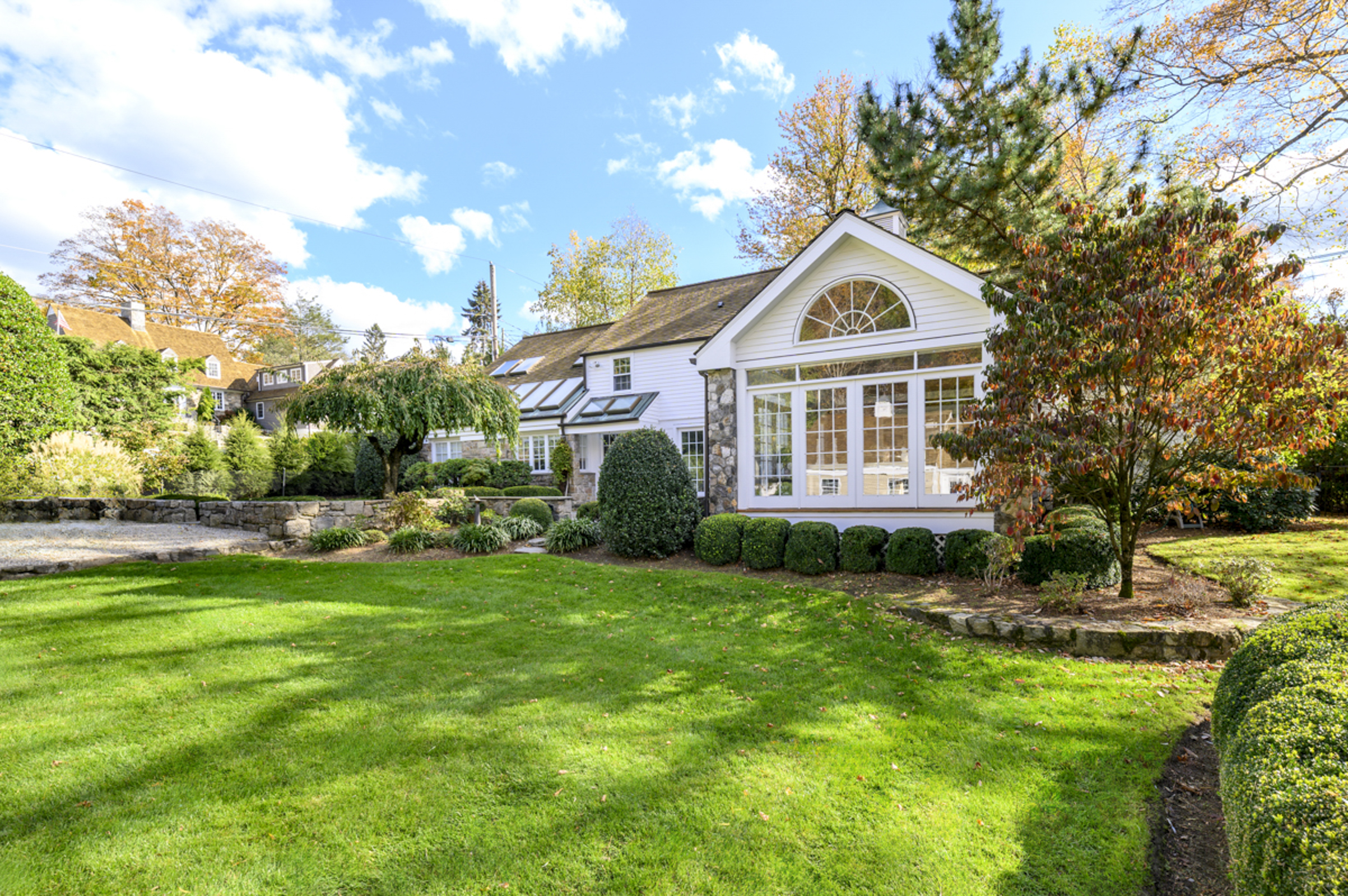  Timeless Colonial in Brookside - 物件實景