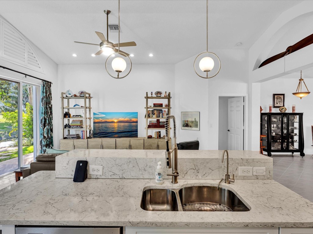 Pompano Beach, Florida, 33069, United States, 3 Bedrooms Bedrooms, ,2 BathroomsBathrooms,Residential,For Sale,2008555