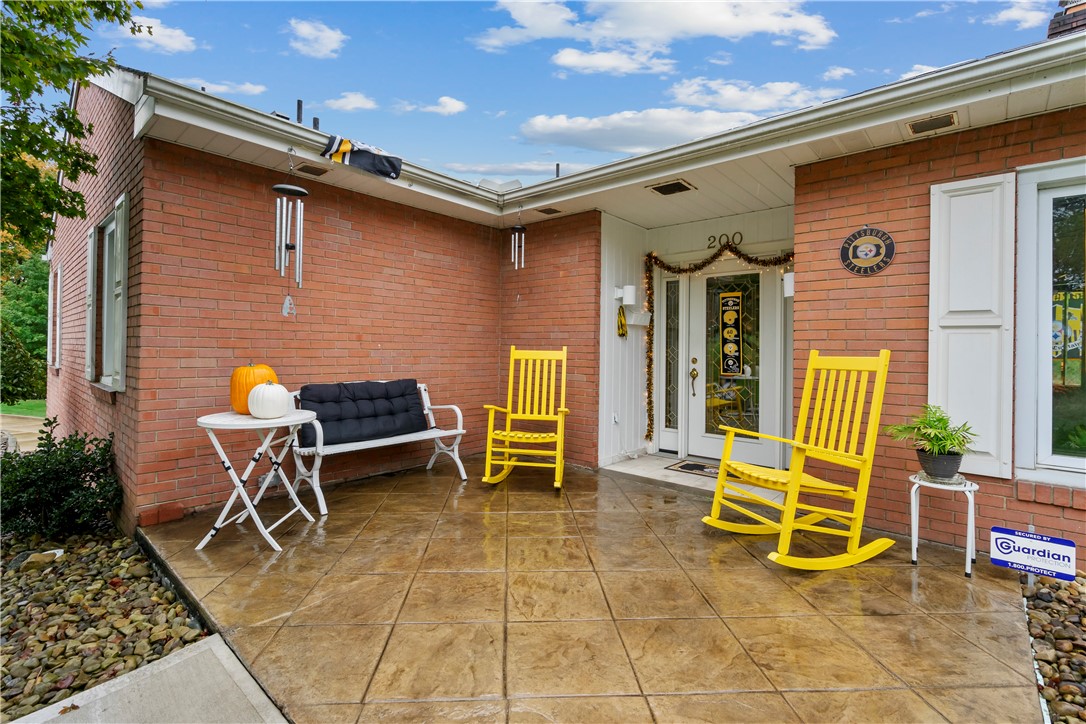 North Strabane, Pennsylvania, 15317, United States, 3 Bedrooms Bedrooms, ,3 BathroomsBathrooms,Residential,For Sale,1882986