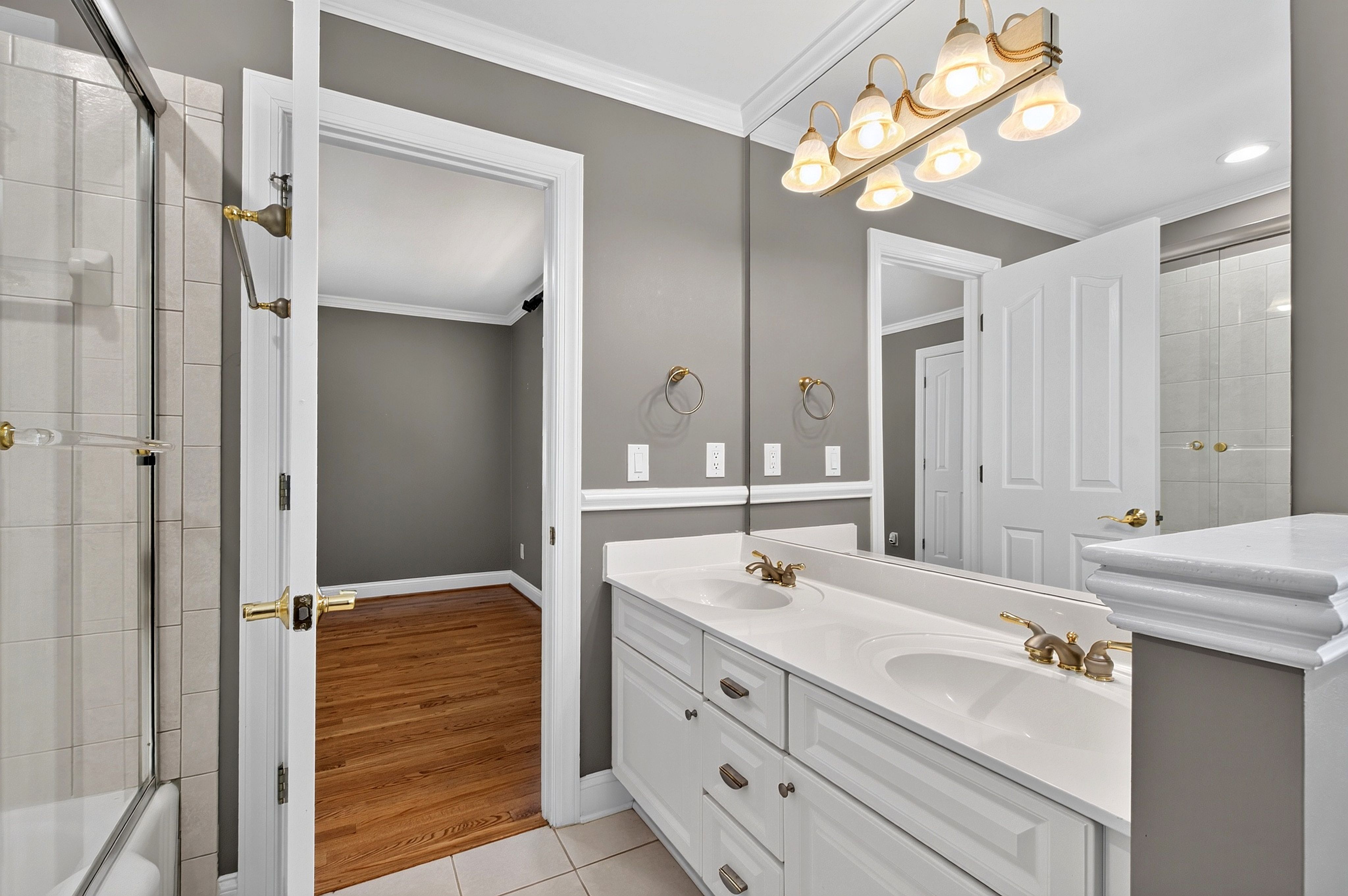  2714 Saint Marys Street, Raleigh, NC 27609 - 物件實景