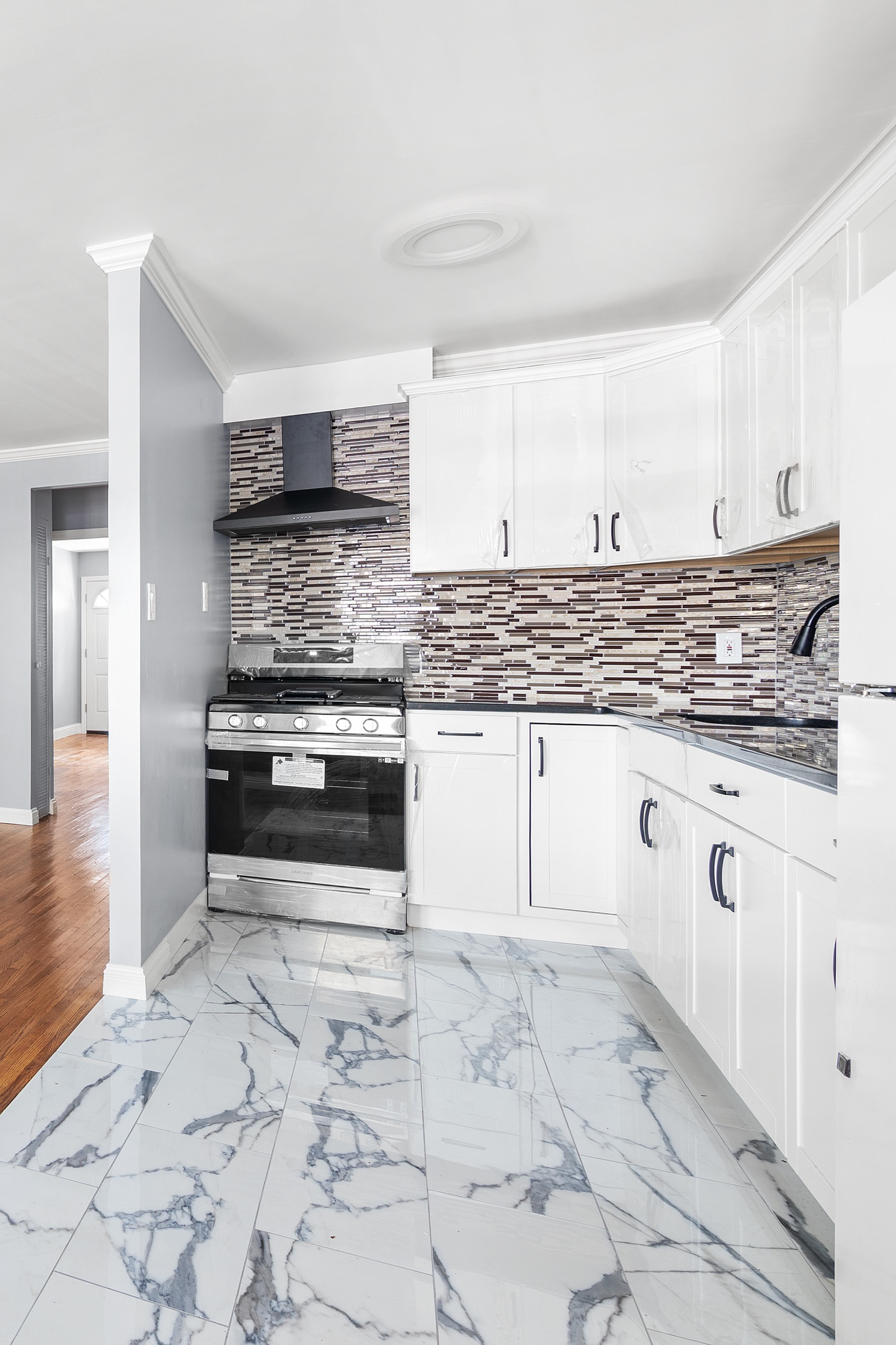 Brooklyn, New York, 11234, United States, 5 Bedrooms Bedrooms, ,3 BathroomsBathrooms,Residential,For Sale,1976876