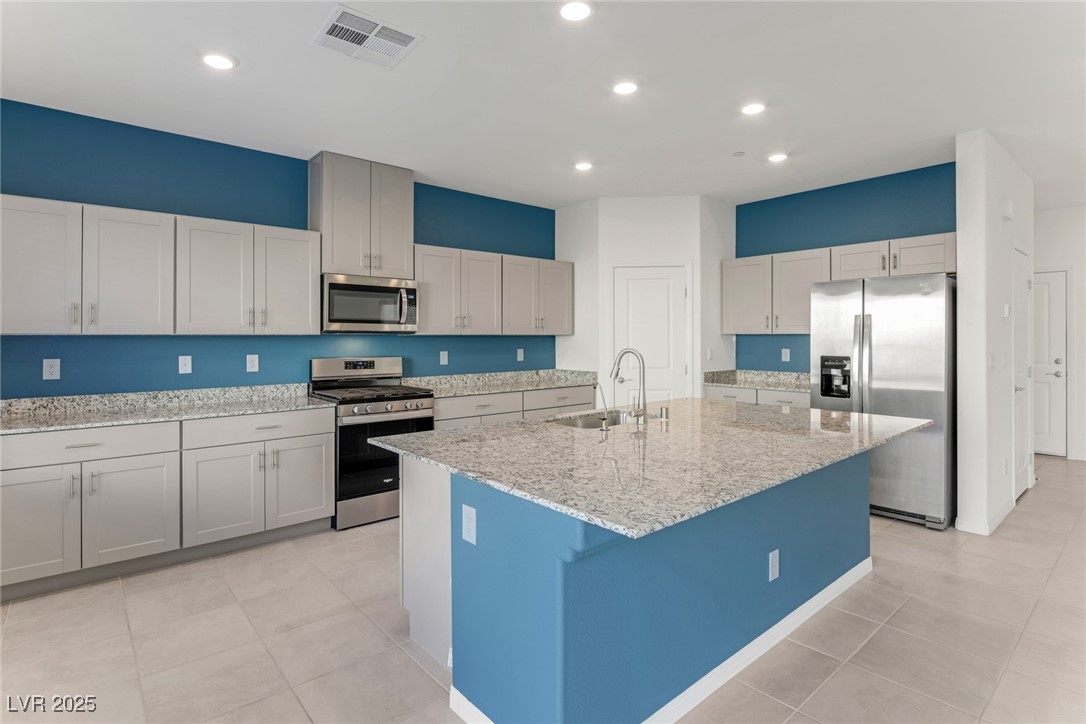 Las Vegas, Nevada, 89166, United States, 4 Bedrooms Bedrooms, ,3 BathroomsBathrooms,Residential,For Sale,1989328