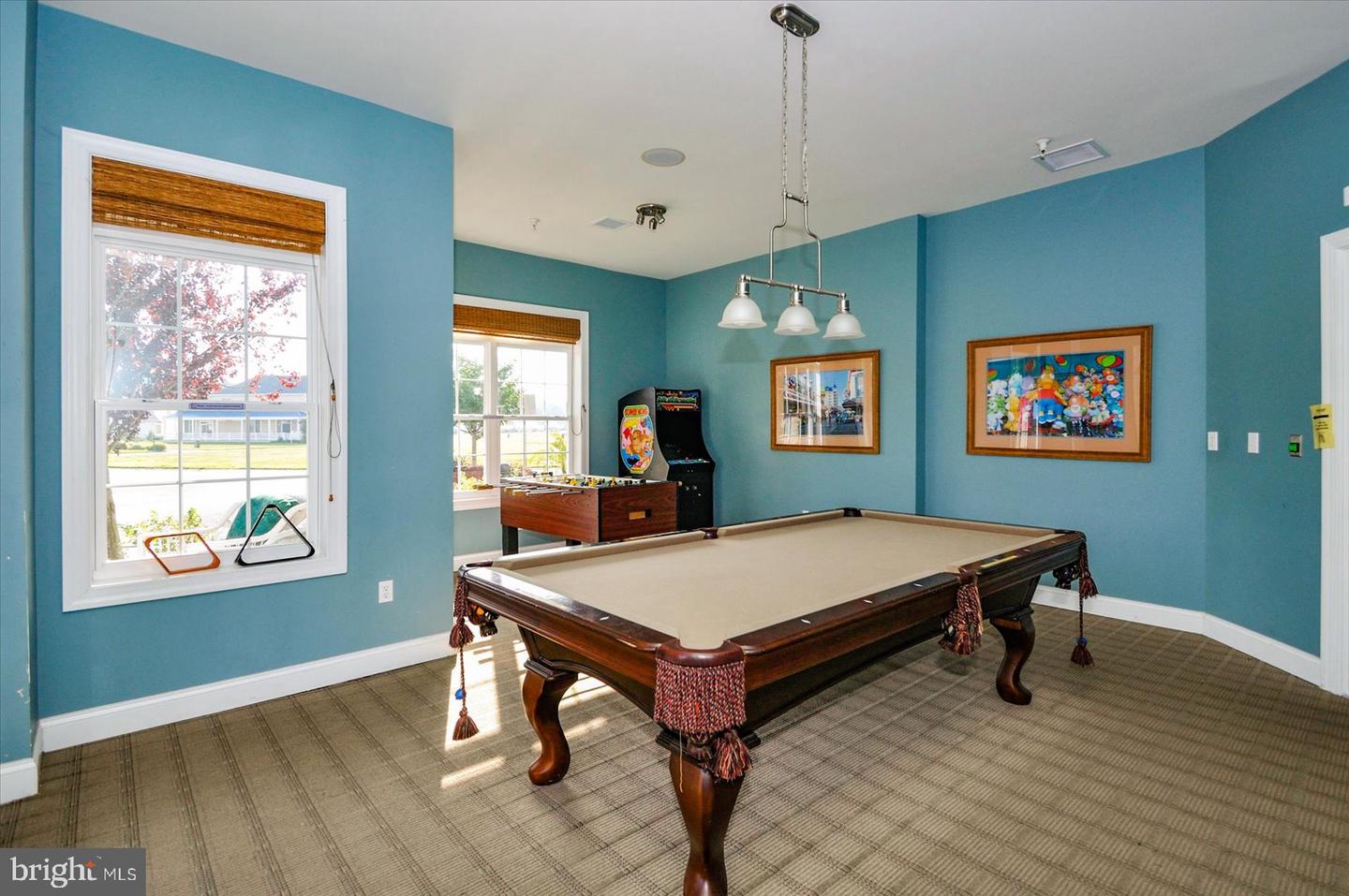 Berlin, Maryland, 21811, United States, 5 Bedrooms Bedrooms, ,4 BathroomsBathrooms,Residential,For Sale,1989737