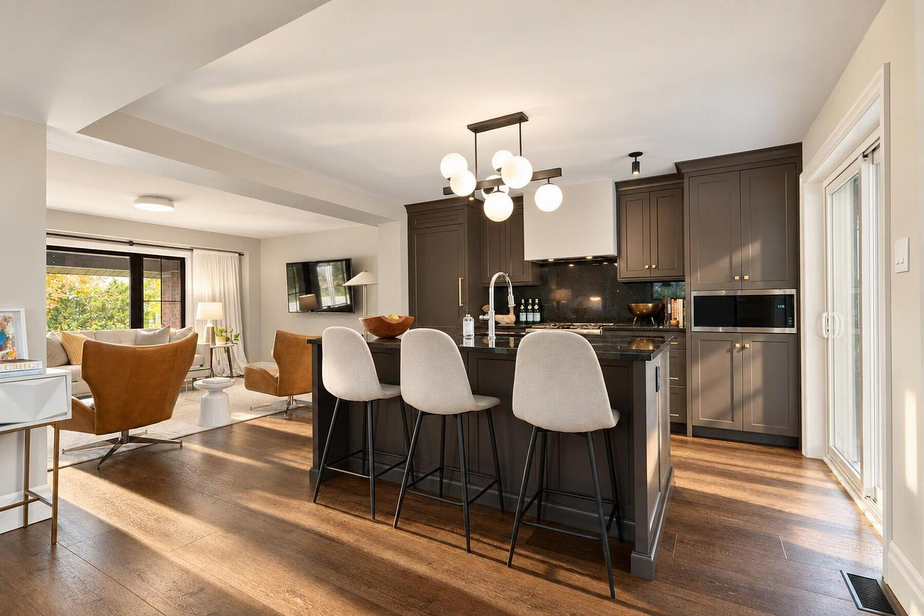 Modernized Creemore Charm - 物件實景
