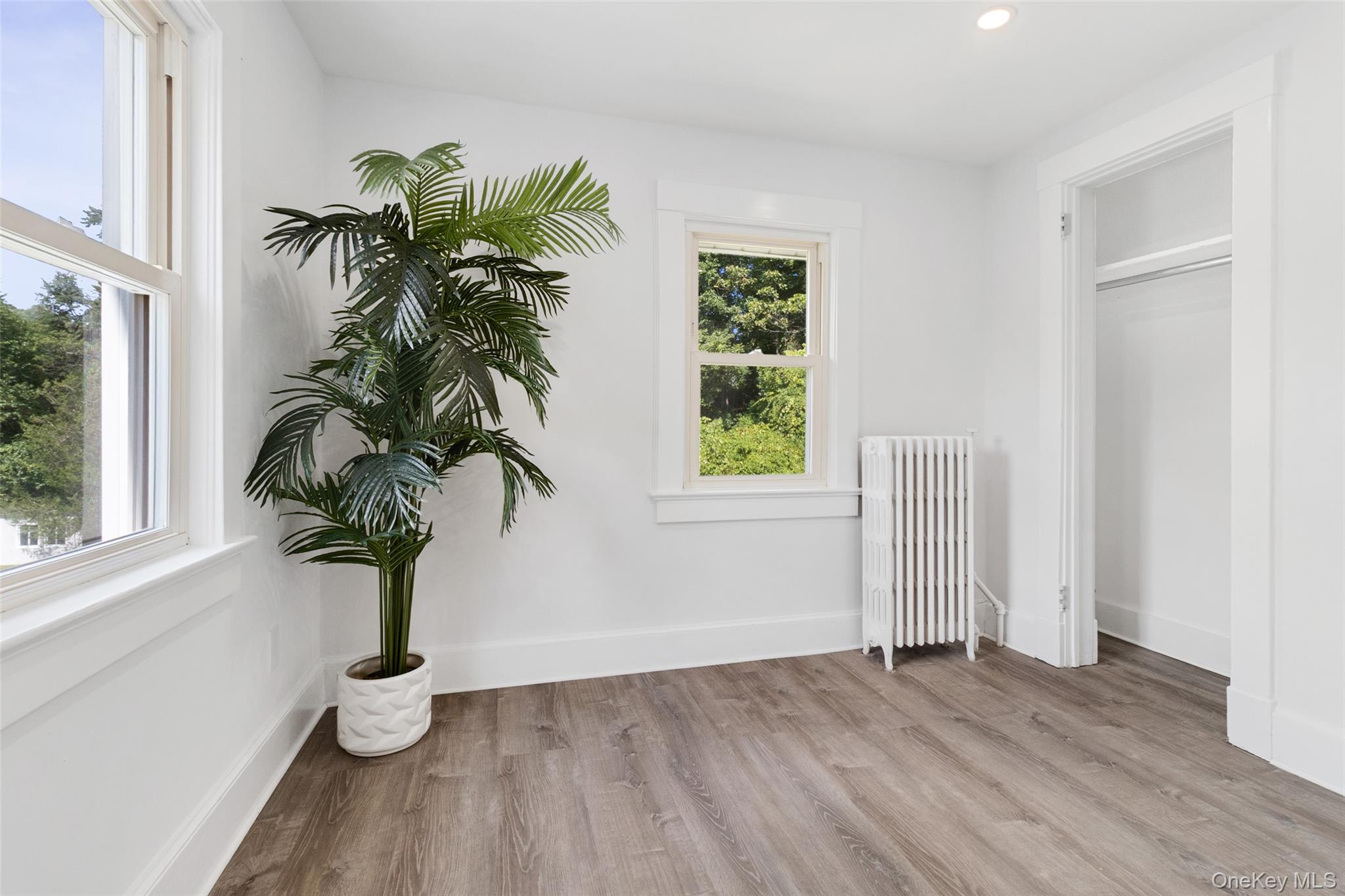 Mount Kisco, New York, 10549, United States, 3 Bedrooms Bedrooms, ,2 BathroomsBathrooms,Residential,For Sale,1948417