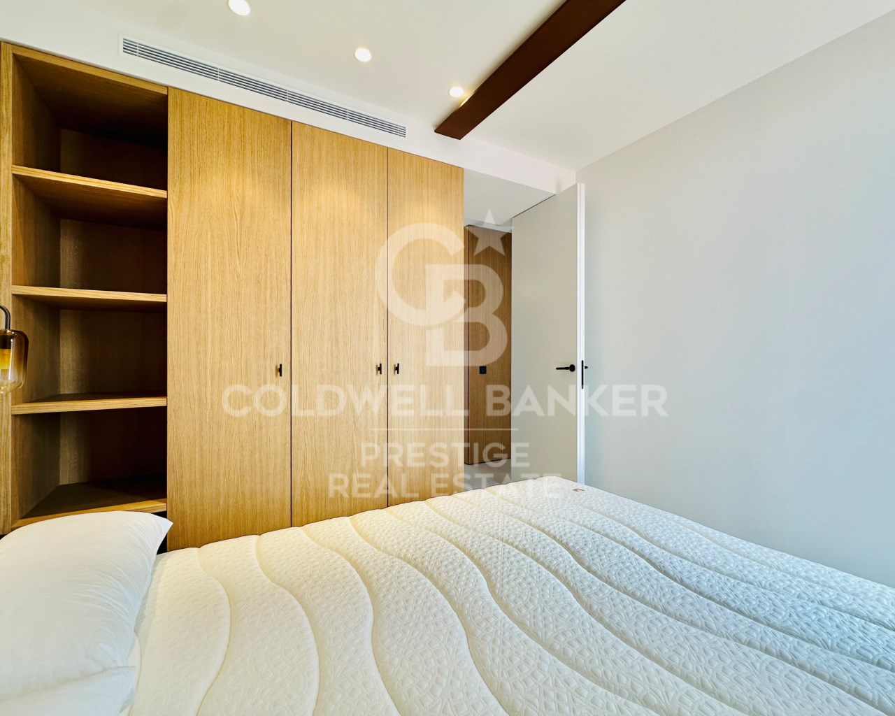 Barcelona, Catalonia, ES, 3 Bedrooms Bedrooms, ,2 BathroomsBathrooms,Residential,For Sale,1949795