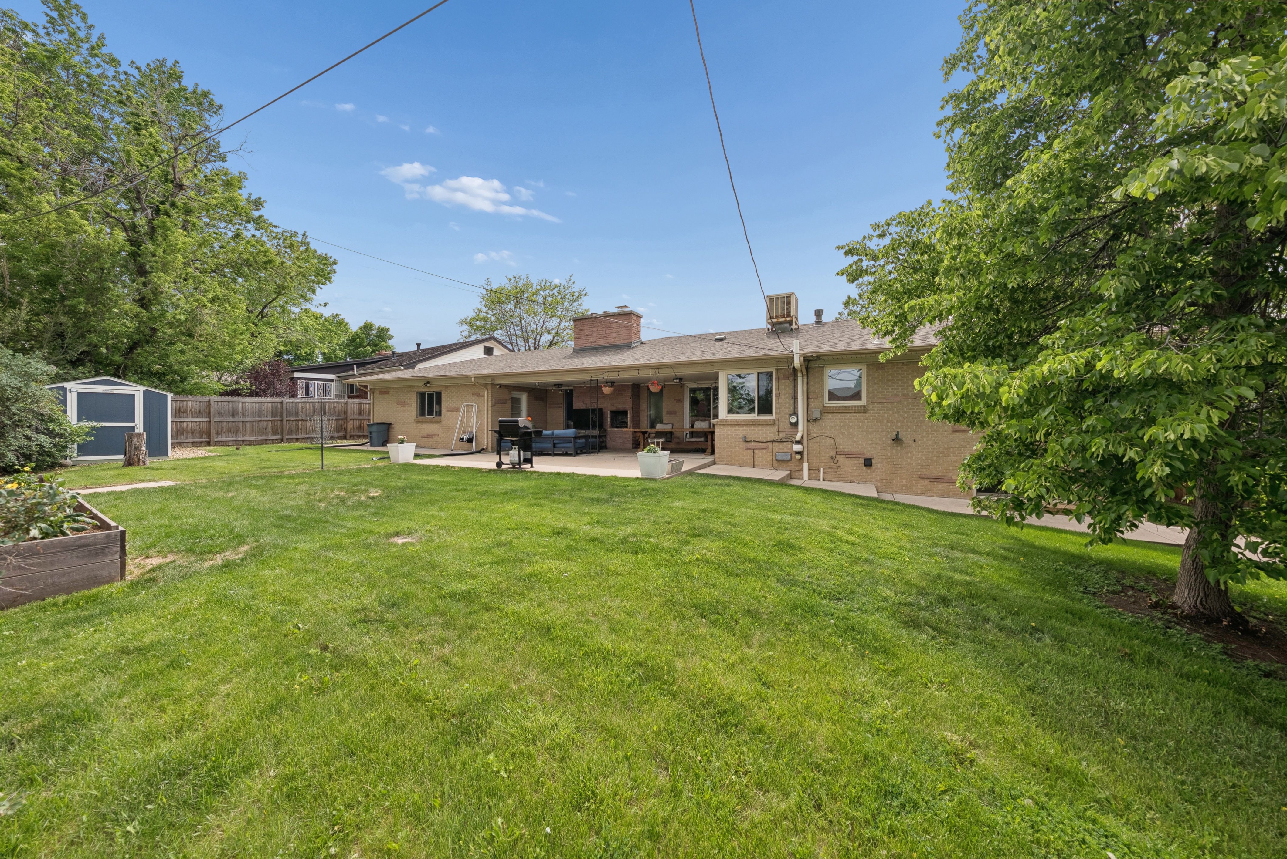  Nearly a third of an acre in an established Lakewood neighborhood - 物件實景