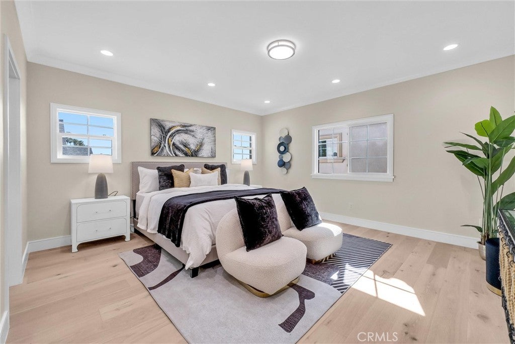 San Gabriel, California, 91775, United States, 7 Bedrooms Bedrooms, ,6 BathroomsBathrooms,Residential,For Sale,1804078