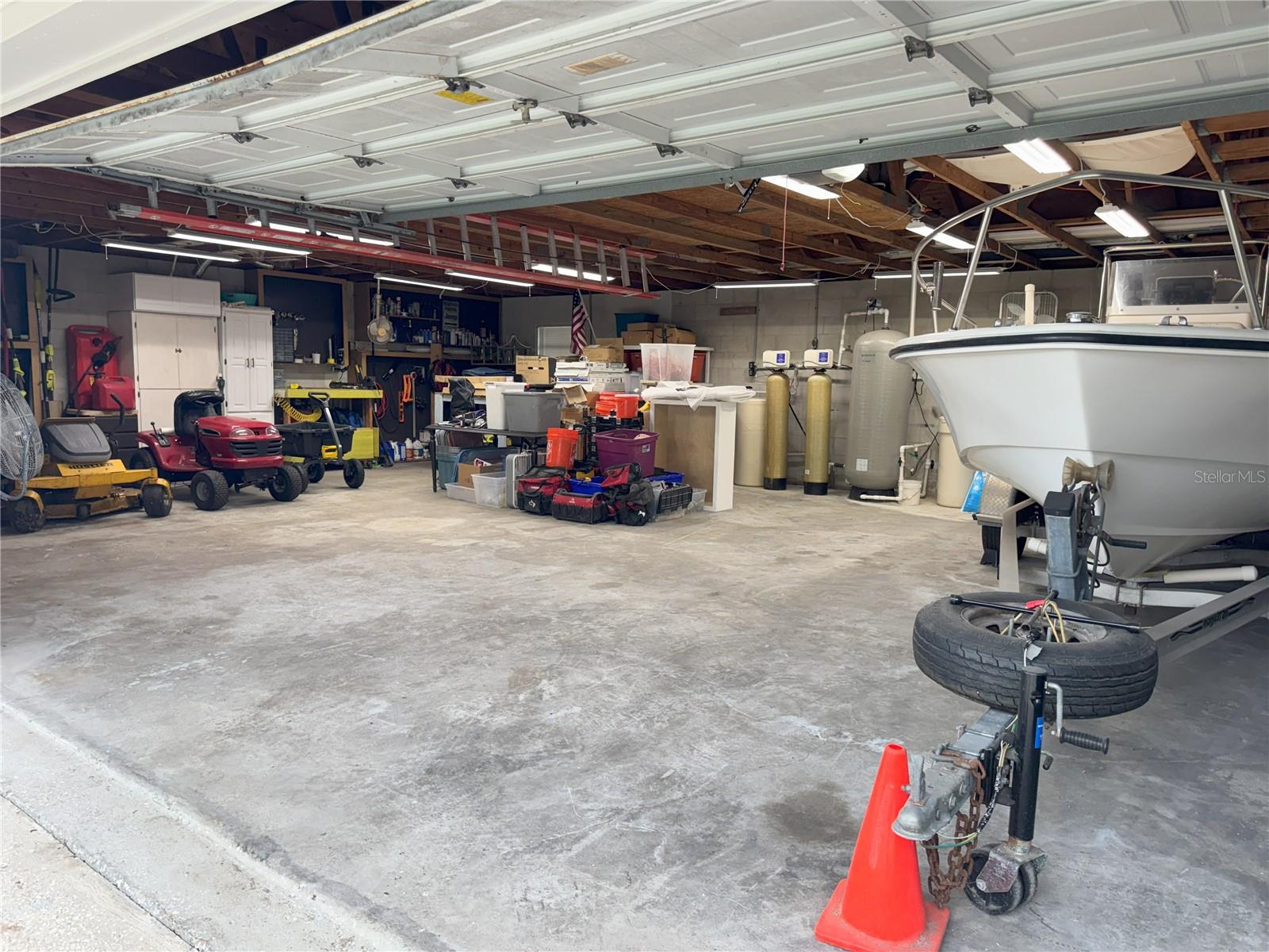 New Smyrna Beach, Florida, 32168, United States, 3 Bedrooms Bedrooms, ,2 BathroomsBathrooms,Residential,For Sale,1981157