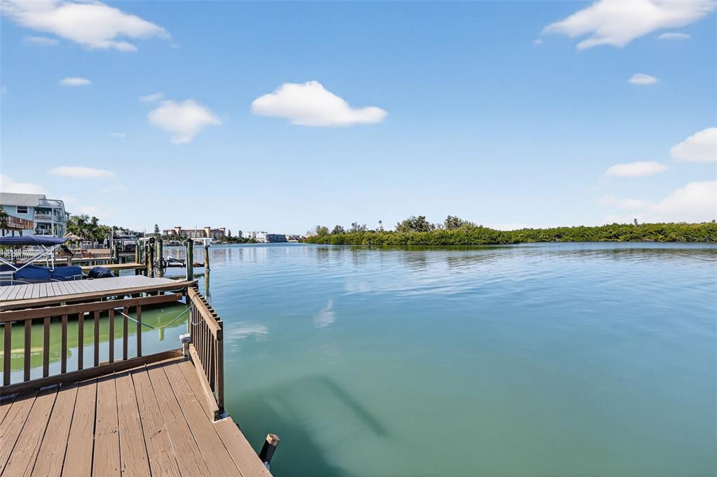 Redington Shores, Florida, 33708, United States, 4 Bedrooms Bedrooms, ,2 BathroomsBathrooms,Residential,For Sale,1997086