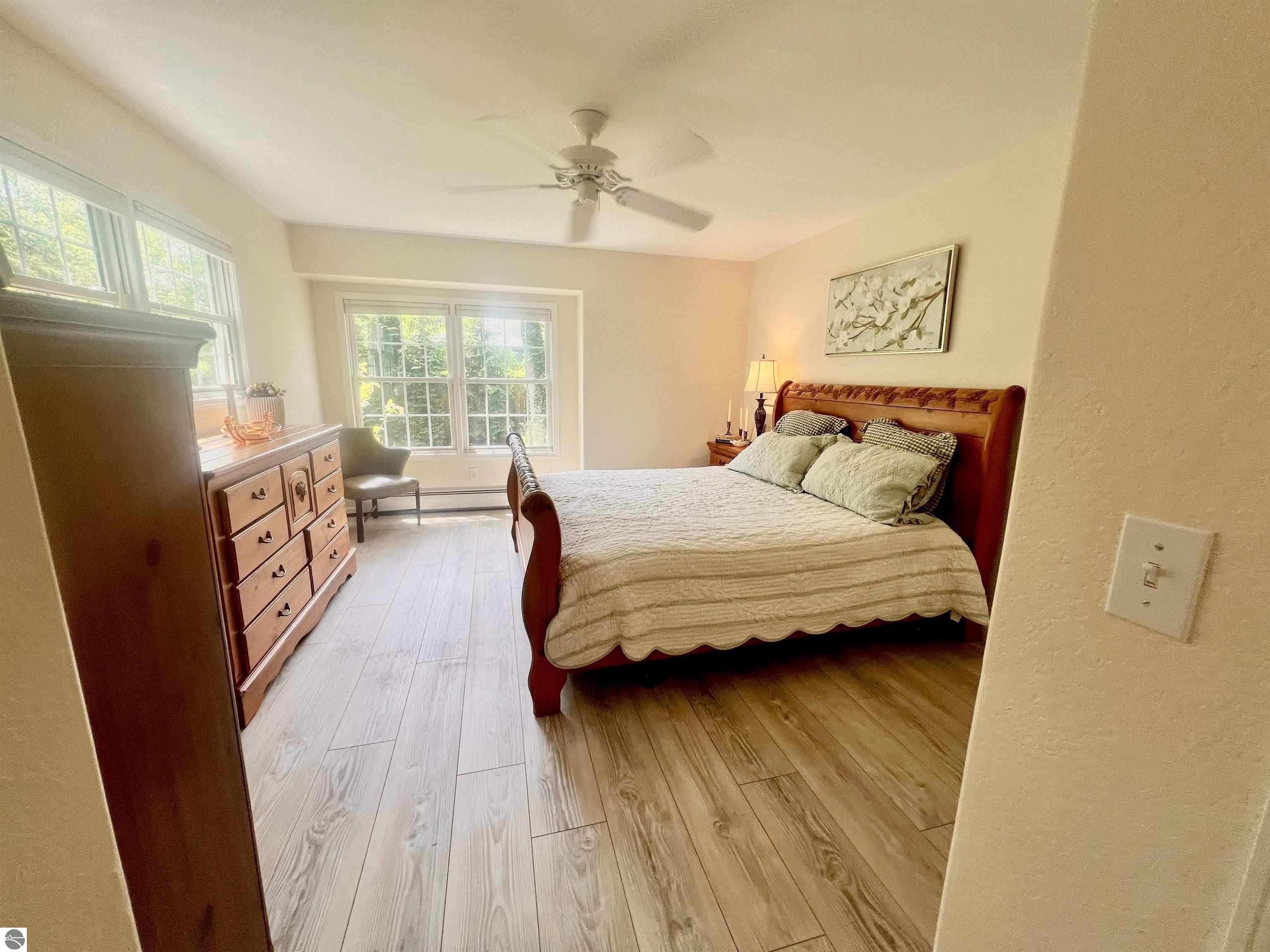 Traverse City, Michigan, 49686, United States, 4 Bedrooms Bedrooms, ,3 BathroomsBathrooms,Residential,For Sale,1883605