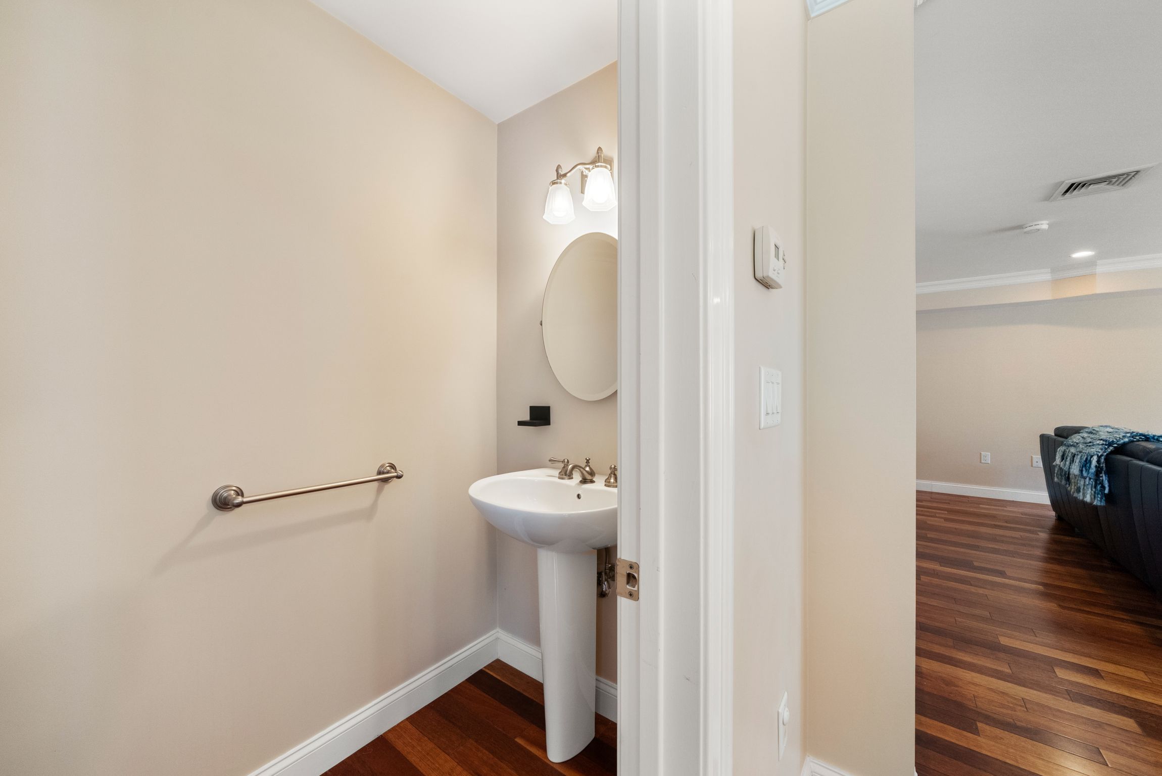  580 Quarry Street, Quincy, MA, 02169 - 物件實景