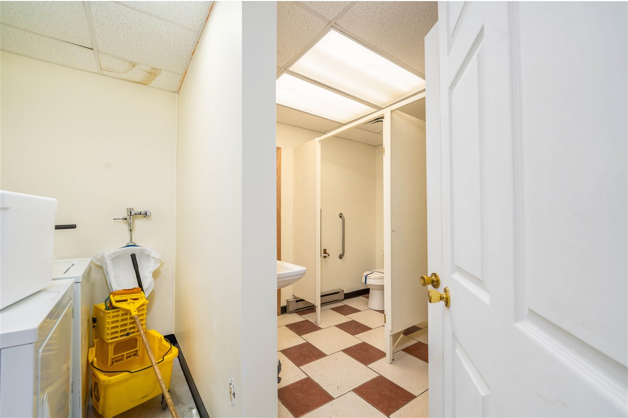 Connersville, Indiana, 47331, United States, 3 Bedrooms Bedrooms, ,2 BathroomsBathrooms,Residential,For Sale,1847503
