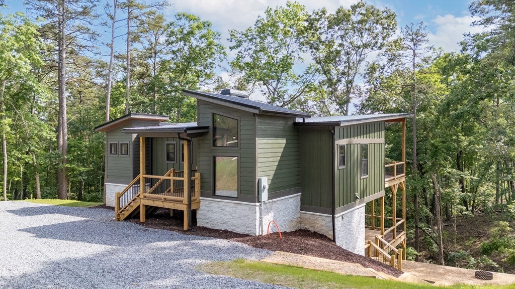 Ellijay, Georgia, 30540, United States, 3 Bedrooms Bedrooms, ,3 BathroomsBathrooms,Residential,For Sale,1840350