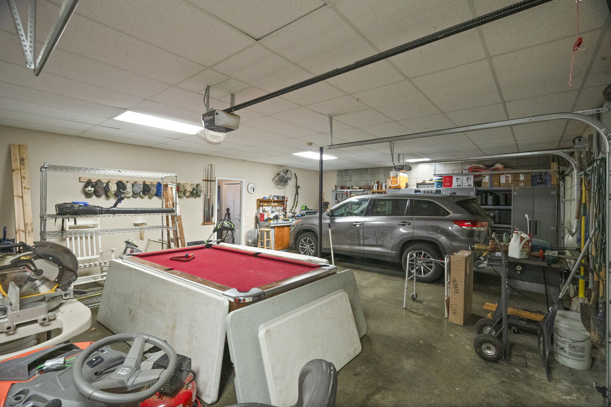 Ashland City, Tennessee, 37015, United States, 3 Bedrooms Bedrooms, ,3 BathroomsBathrooms,Residential,For Sale,1983979