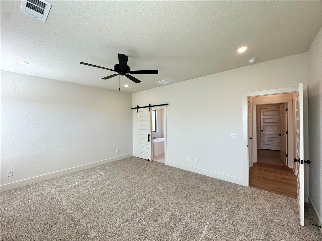 Rogers, Arkansas, 72758, United States, 5 Bedrooms Bedrooms, ,3 BathroomsBathrooms,Residential,For Sale,2002249