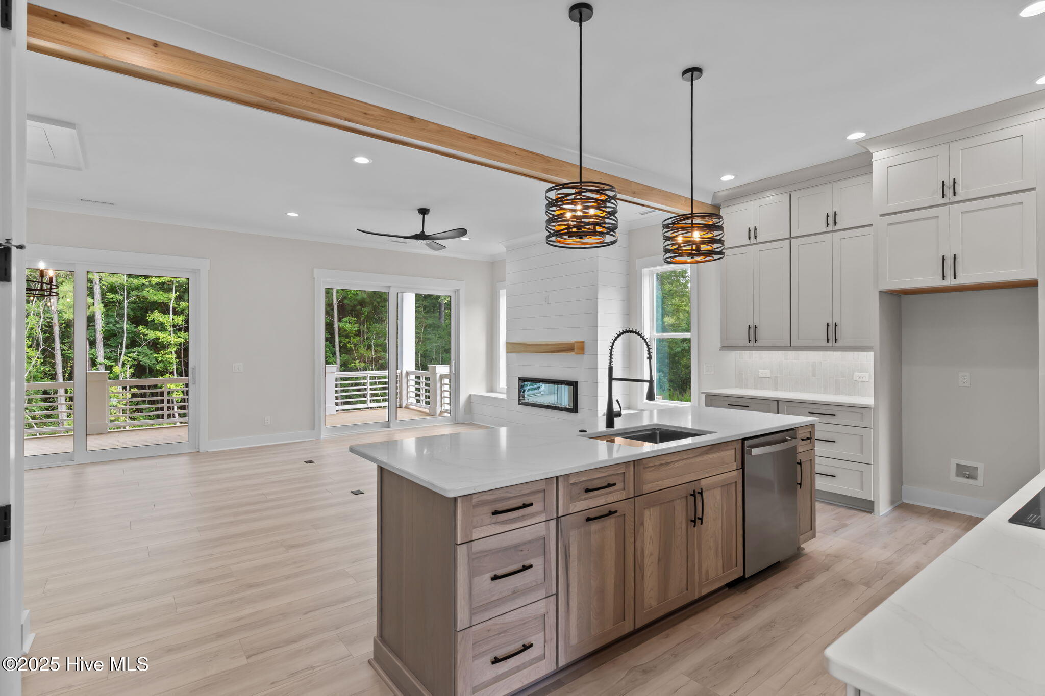 Wilmington, North Carolina, 28411, United States, 4 Bedrooms Bedrooms, ,4 BathroomsBathrooms,Residential,For Sale,2008550