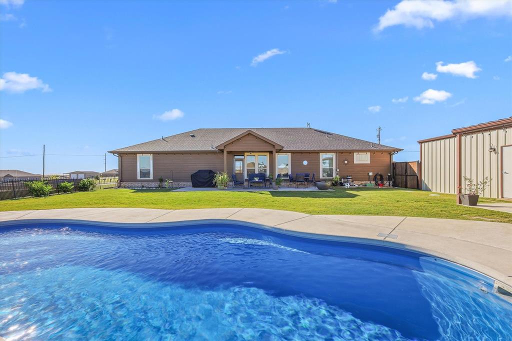 Decatur, Texas, 76234, United States, 4 Bedrooms Bedrooms, ,2 BathroomsBathrooms,Residential,For Sale,1980696