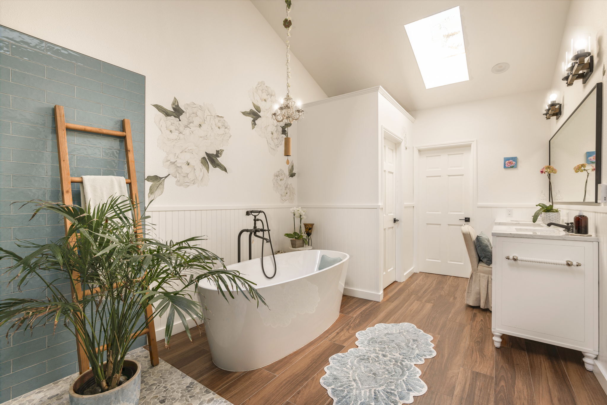  2390 Glenside Lane - 物件實景