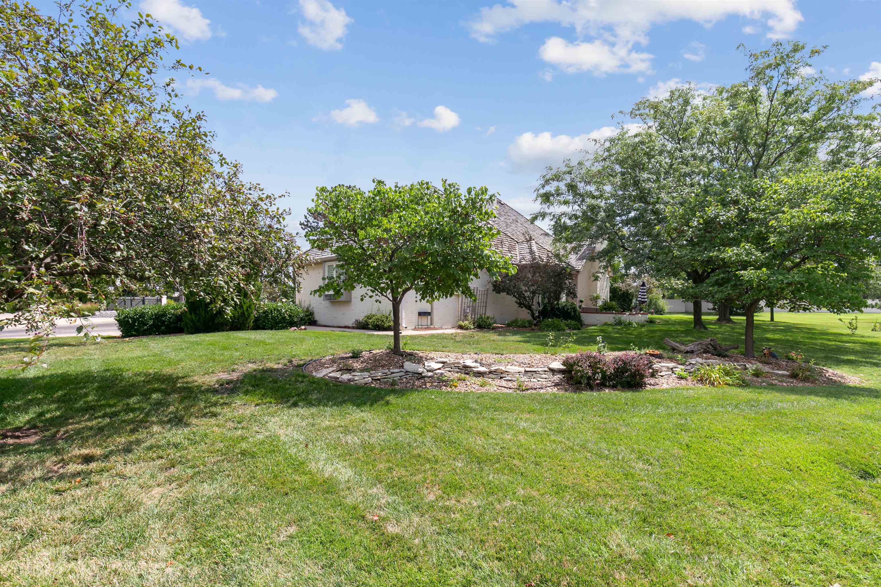 Wichita, Kansas, 67226, United States, 3 Bedrooms Bedrooms, ,3 BathroomsBathrooms,Residential,For Sale,1926278