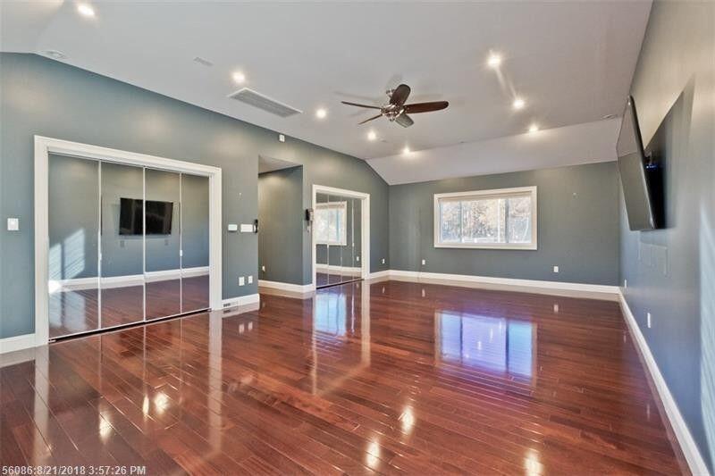Biddeford, Maine, 04005, United States, 4 Bedrooms Bedrooms, ,4 BathroomsBathrooms,Residential,For Sale,1917250