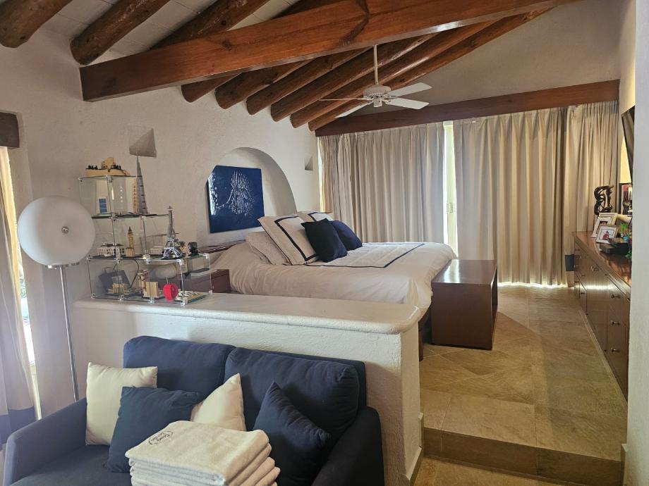 Crist?bal de Olid, Jiutepec, Morelos, 62564, Mexico, 4 Bedrooms Bedrooms, ,5 BathroomsBathrooms,Residential,For Sale,Crist?bal de Olid,1625302