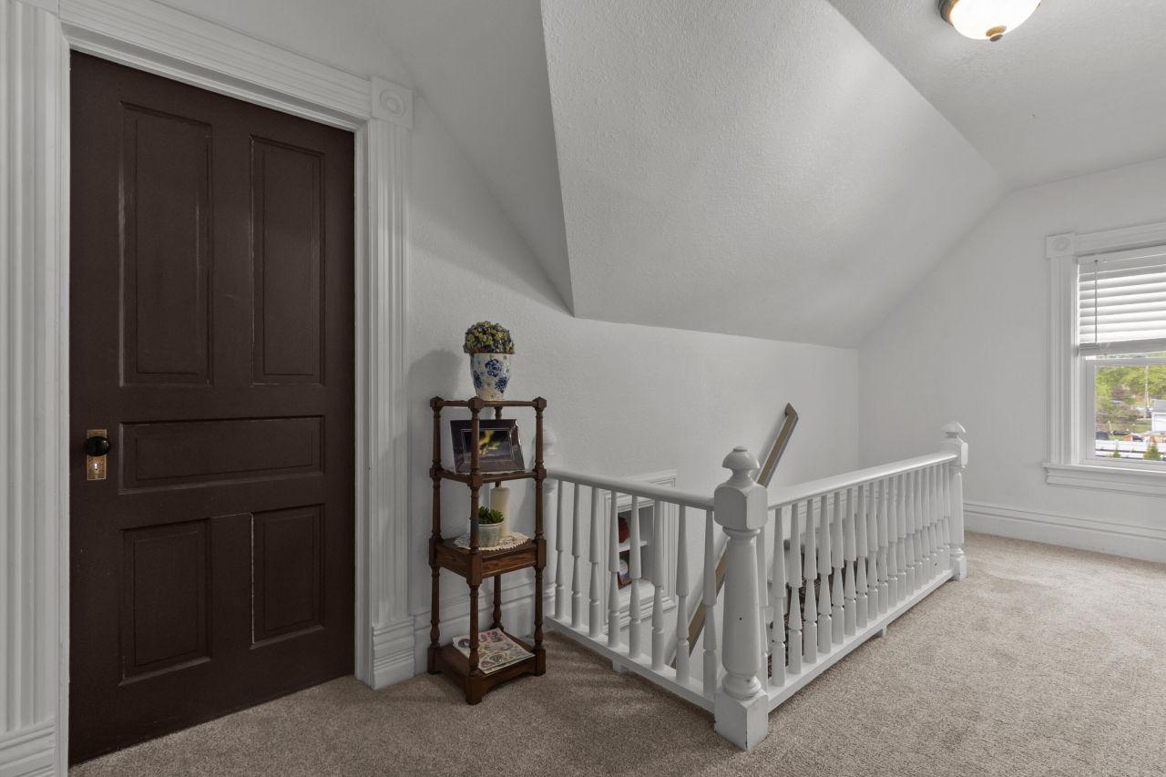 Lake Geneva, Wisconsin, 53147, United States, 4 Bedrooms Bedrooms, ,2 BathroomsBathrooms,Residential,For Sale,1849872