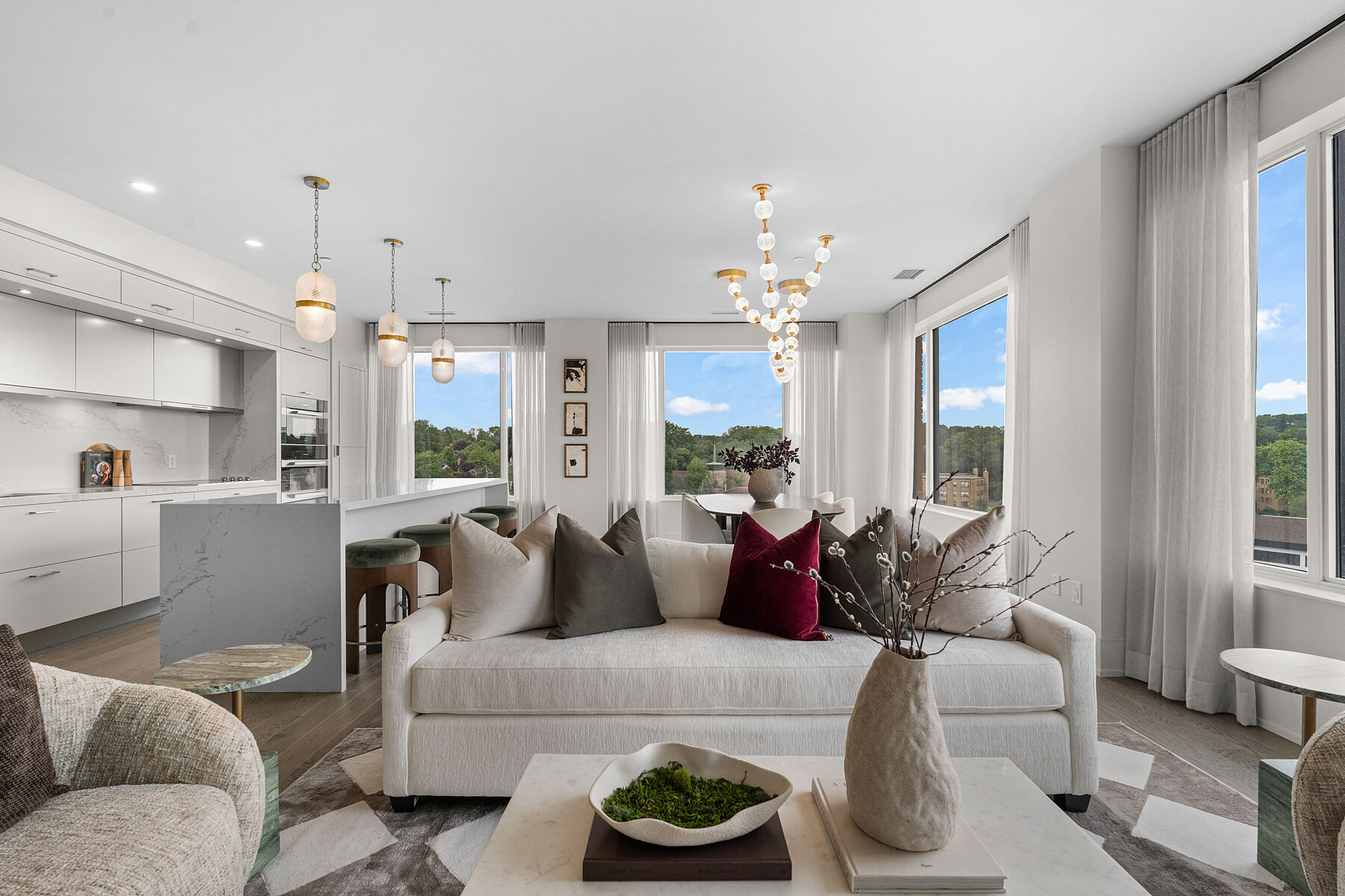  Refined Edenbridge Living - 物件實景