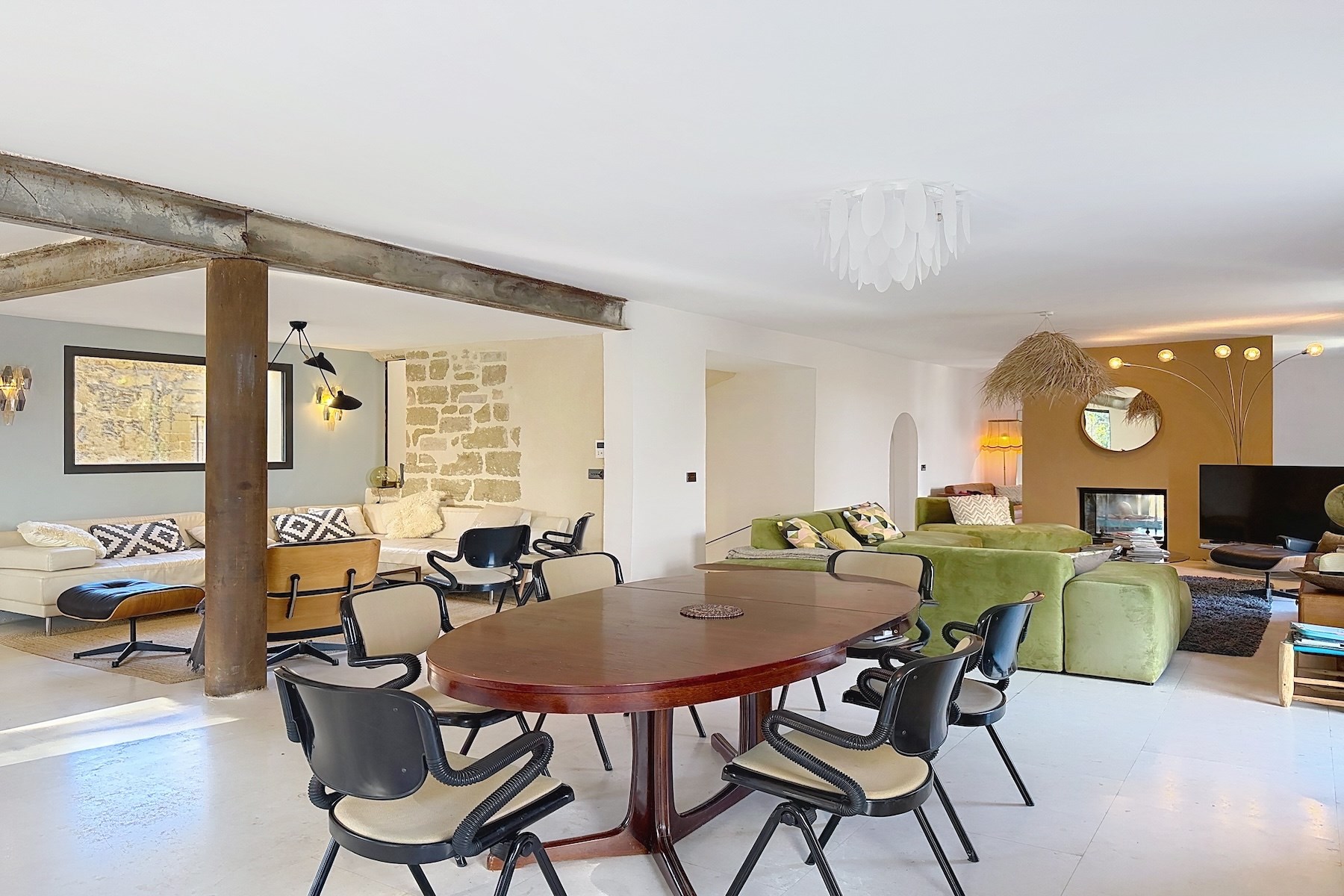  Elegant renovated stone mas with swimming pool and outbuildings - 物件實景