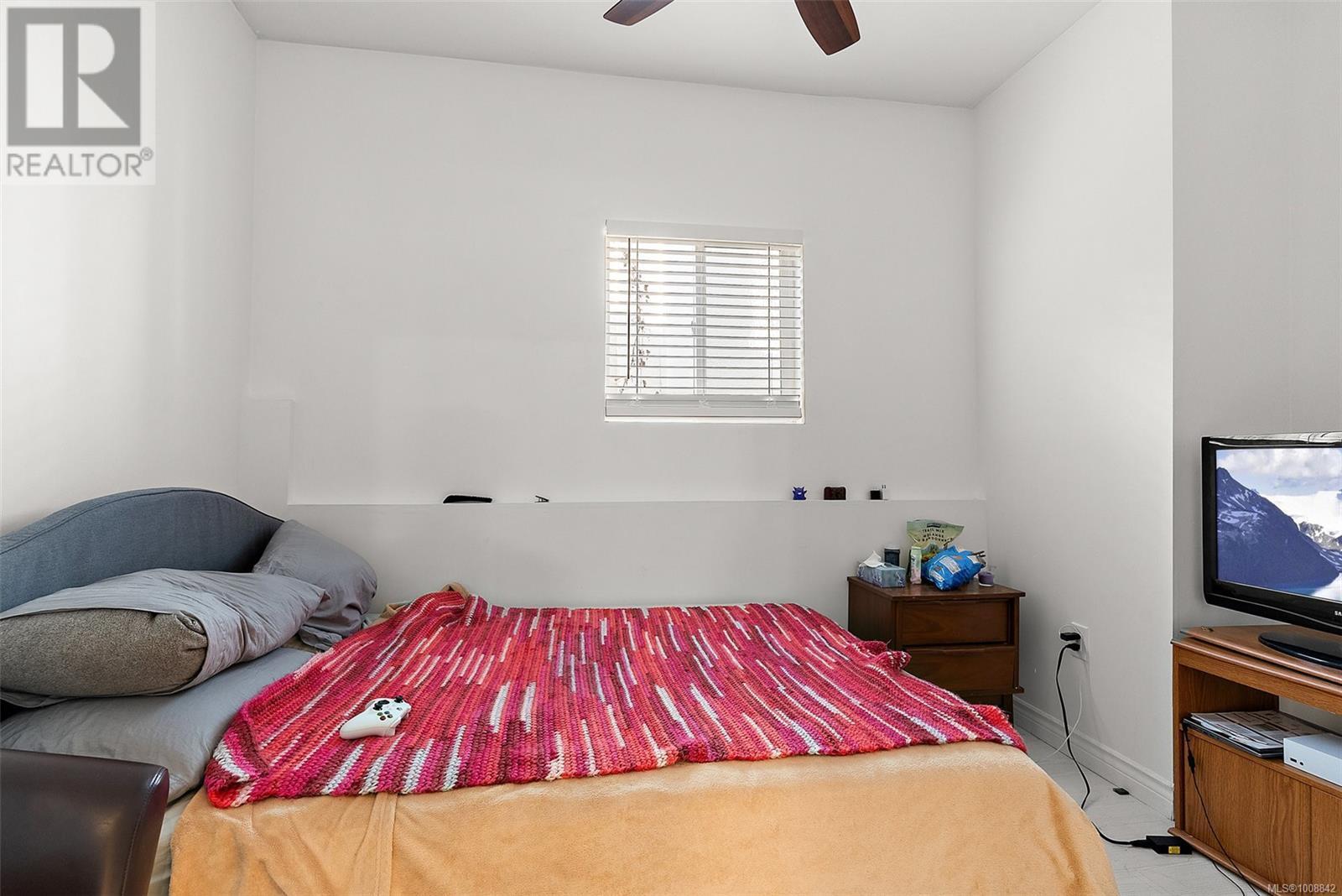 VICTORIA, British Columbia, V9A 1S1, CA, 4 Bedrooms Bedrooms, ,4 BathroomsBathrooms,Residential,For Sale,1906230