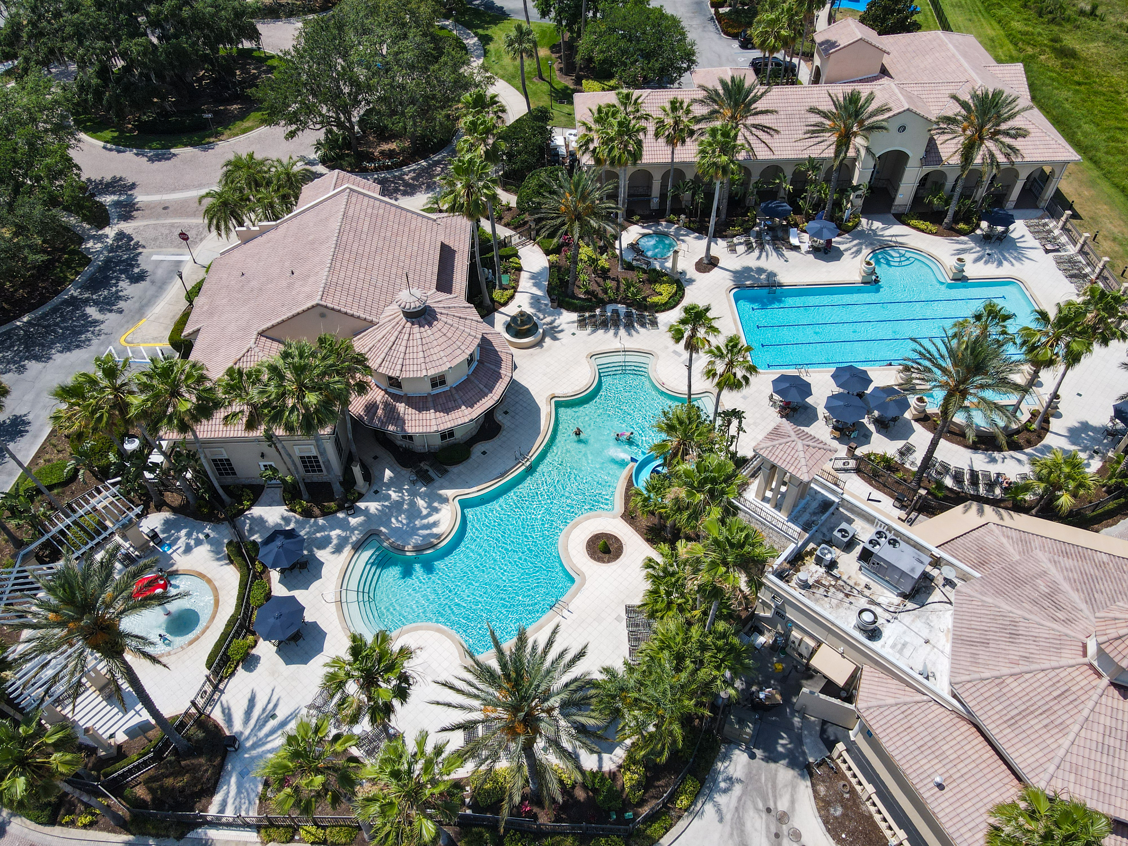 KISSIMMEE, Florida, 34746, United States, 4 Bedrooms Bedrooms, ,4 BathroomsBathrooms,Residential,For Sale,1976341